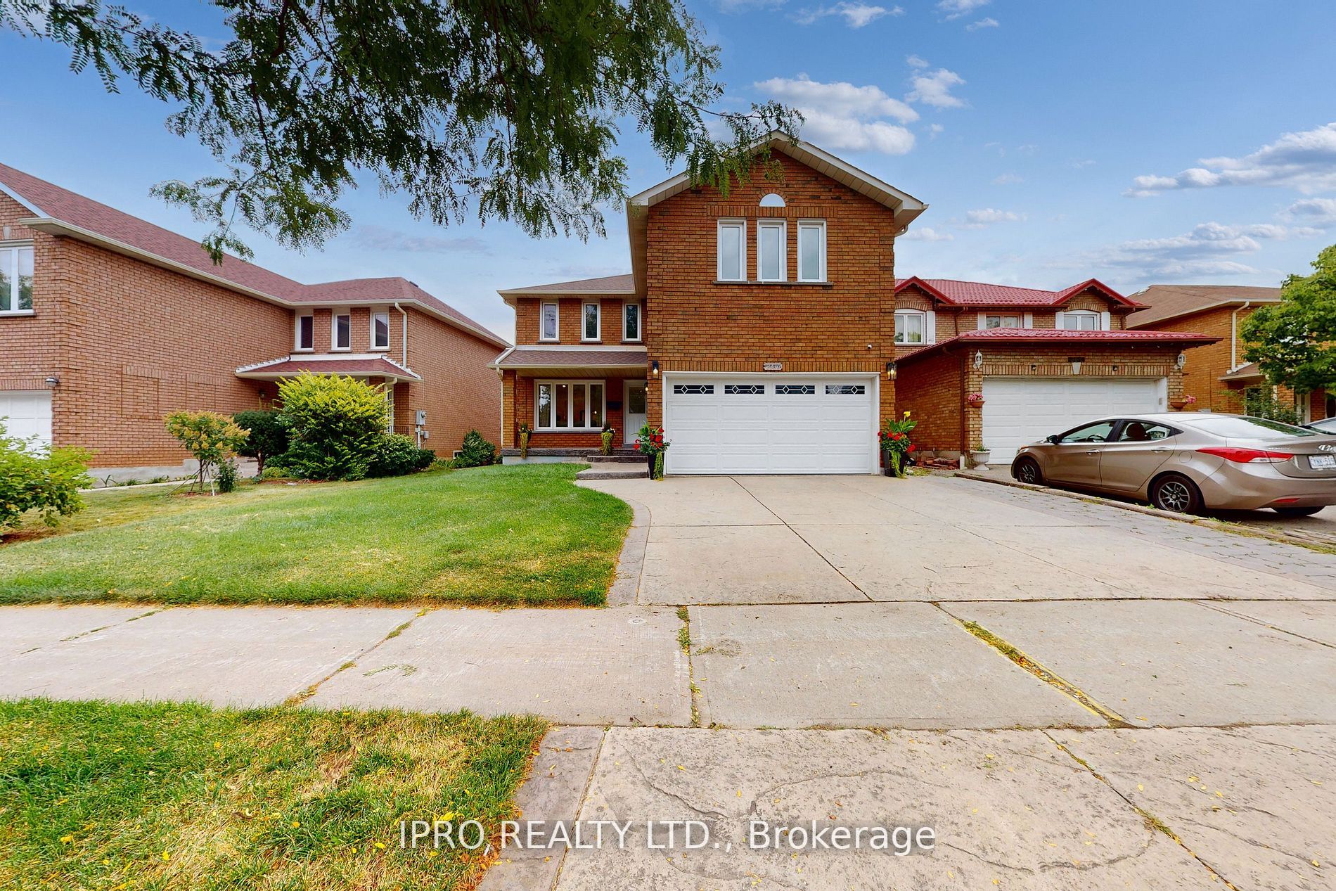 2330 Credit Valley Rd