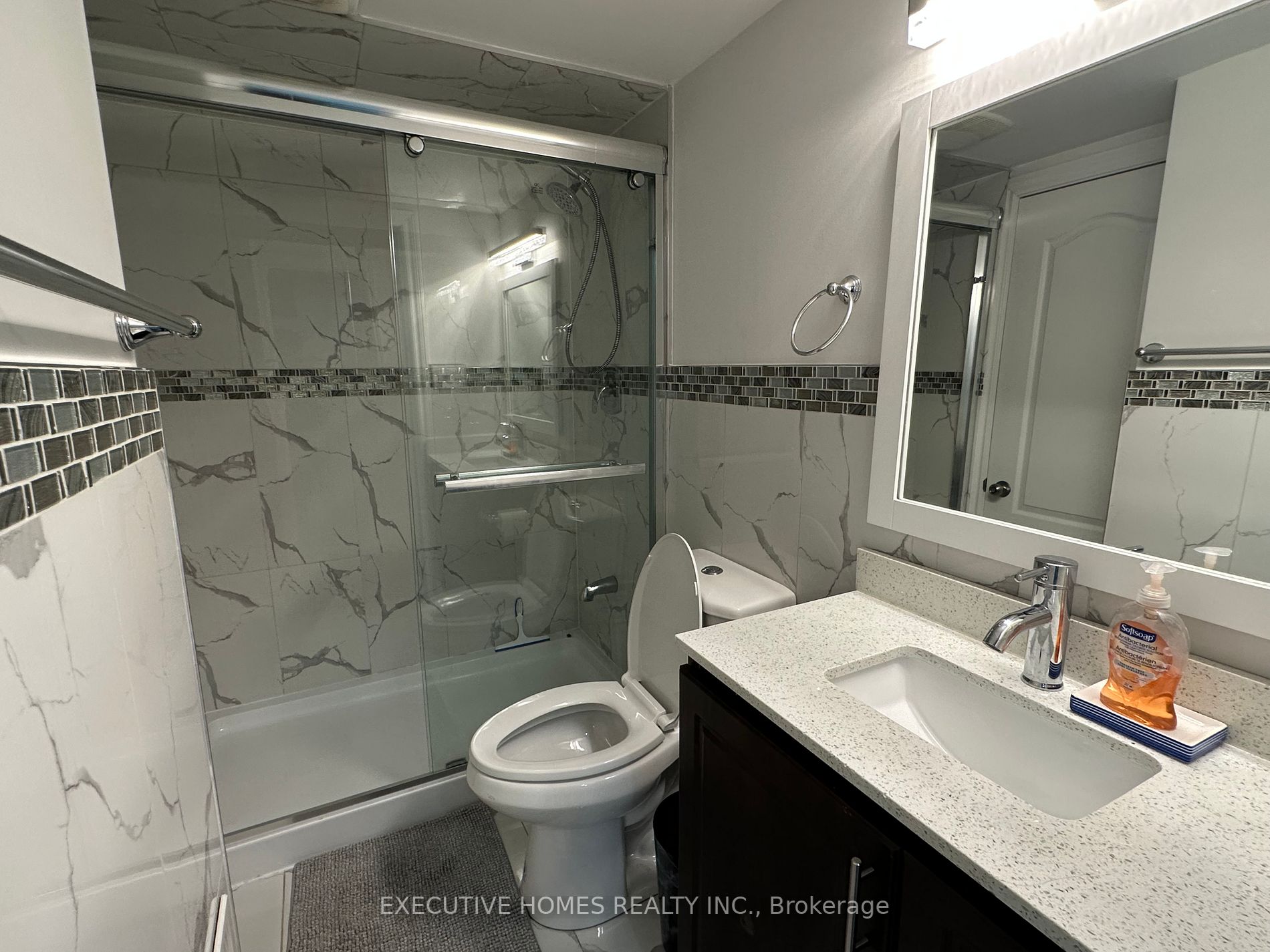 4780 Glasshill Grve