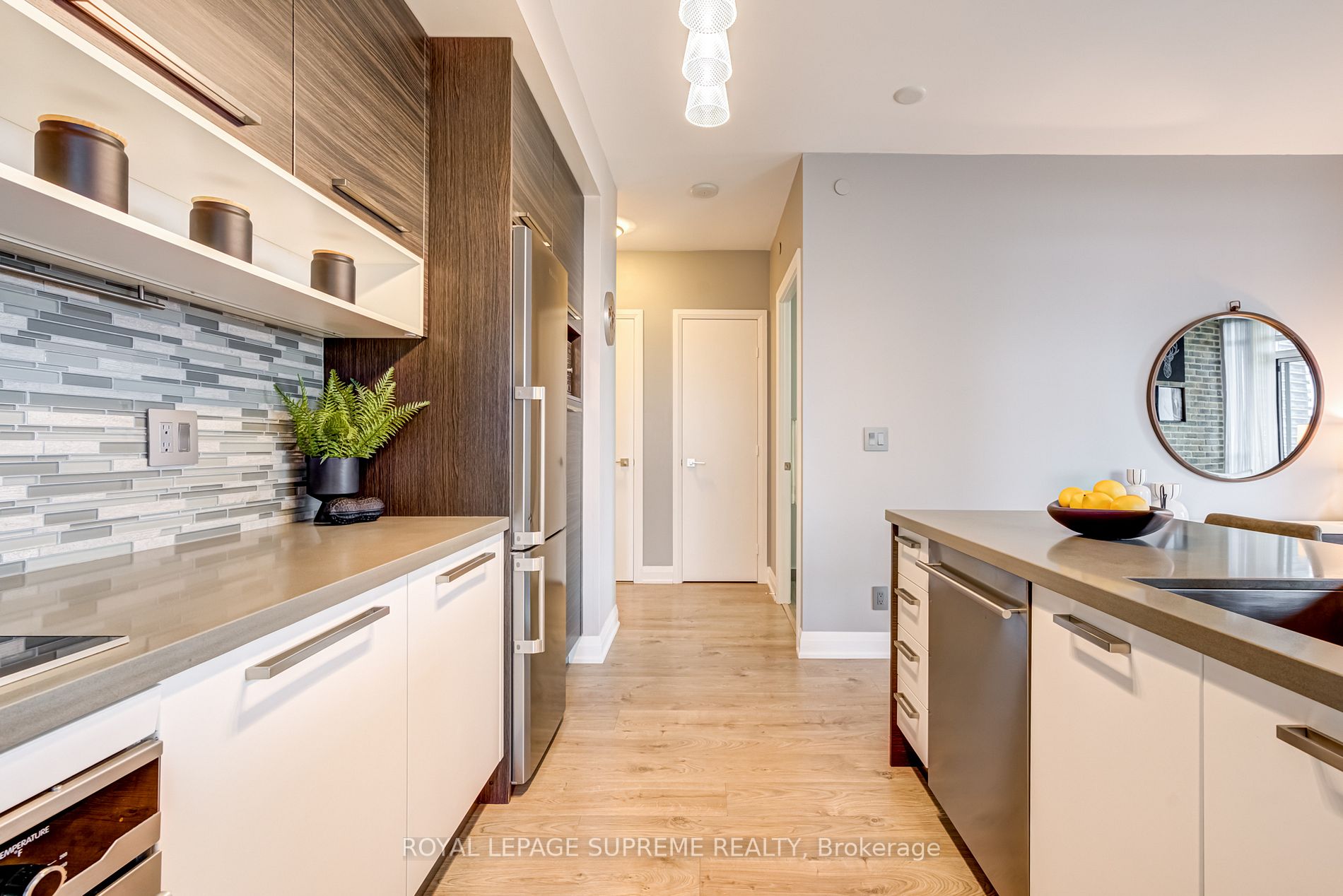 36 Park Lawn Rd, #1105