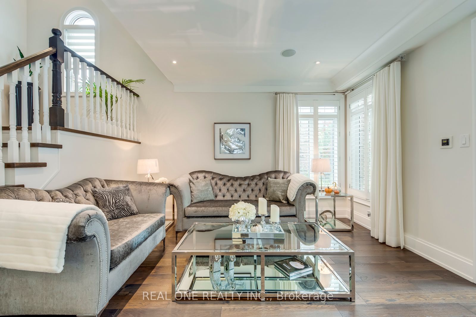 1169 Jezero Cres