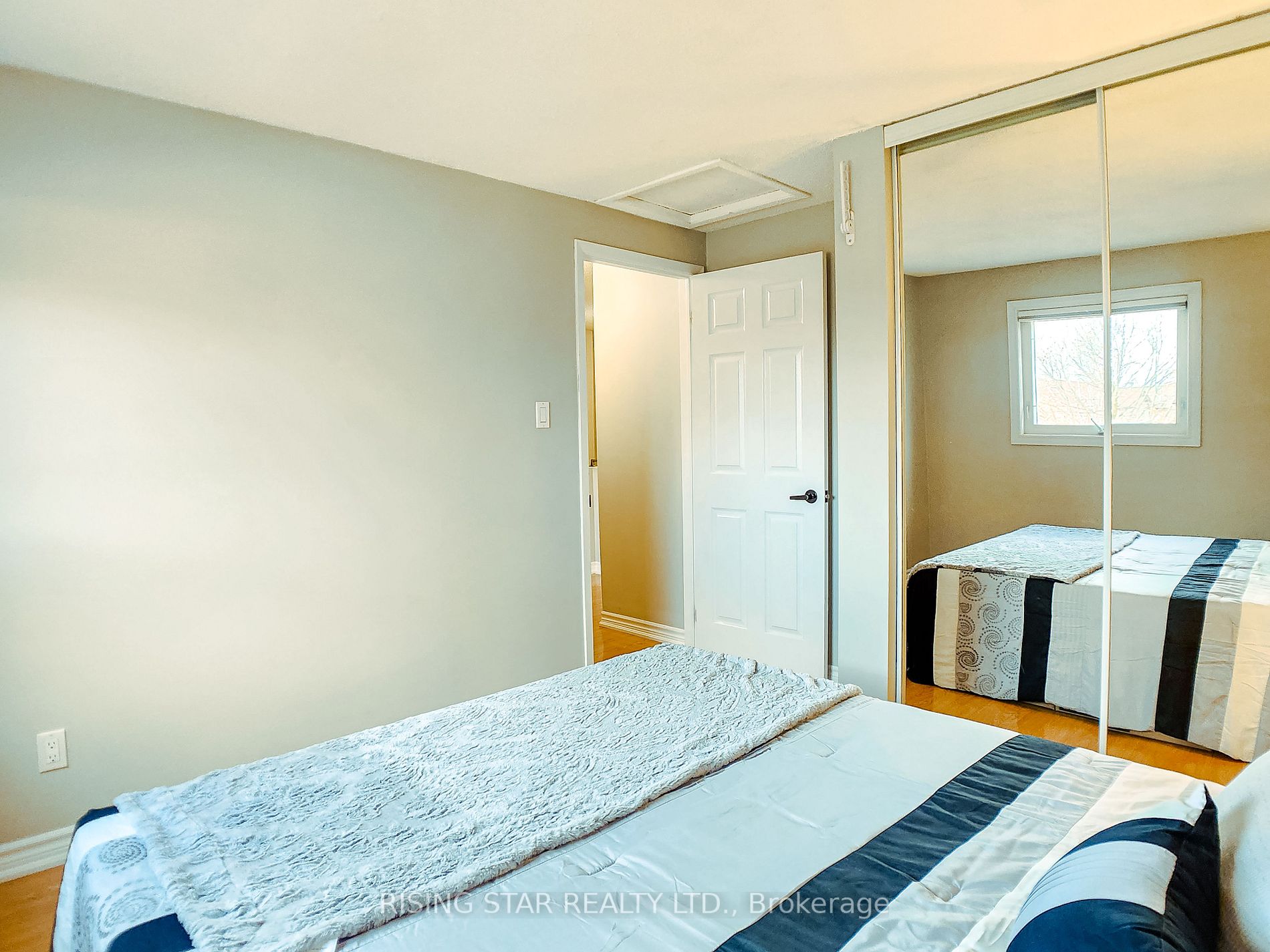 324 Woodlawn Cres