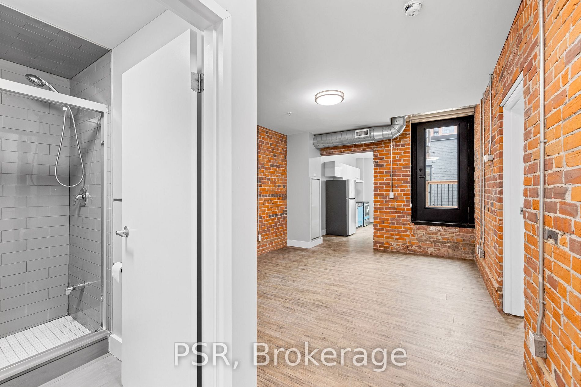2870 Dundas St W, #212