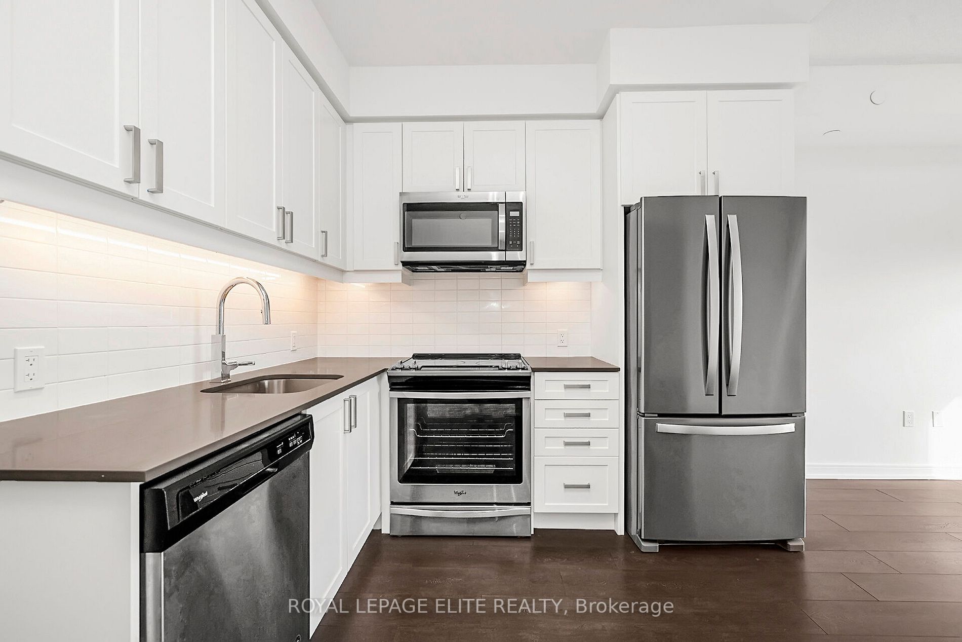 8 NAHANI Way #3418