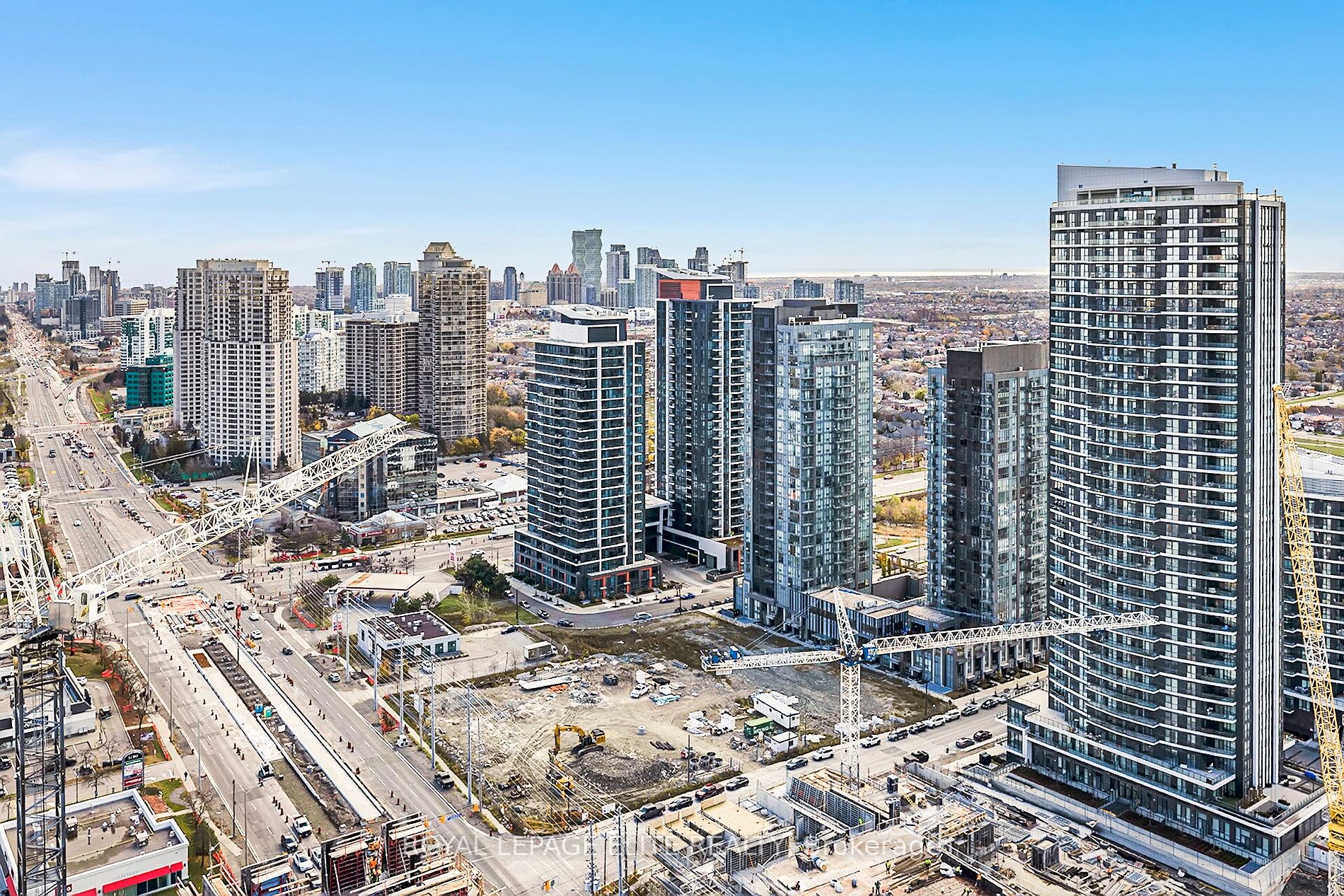 8 NAHANI Way #3418