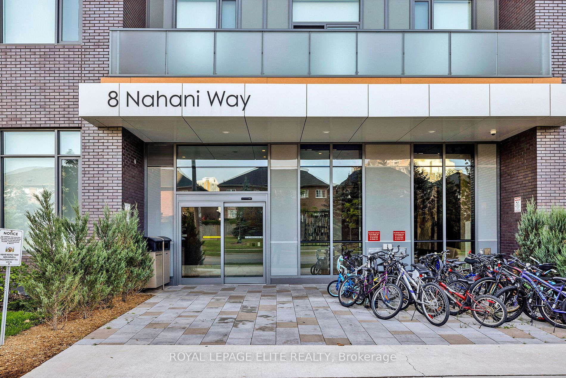 8 NAHANI Way #3418