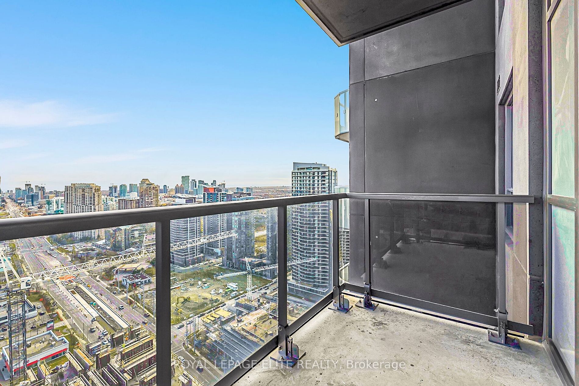 8 NAHANI Way #3418