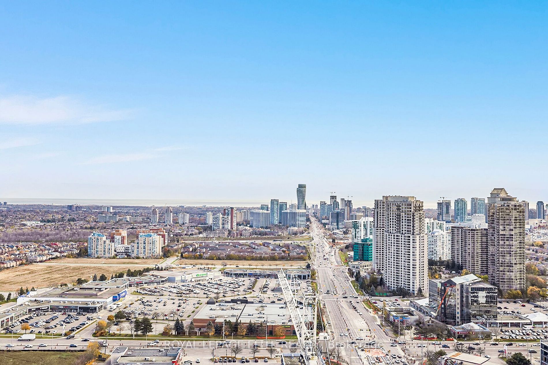 8 NAHANI Way #3418