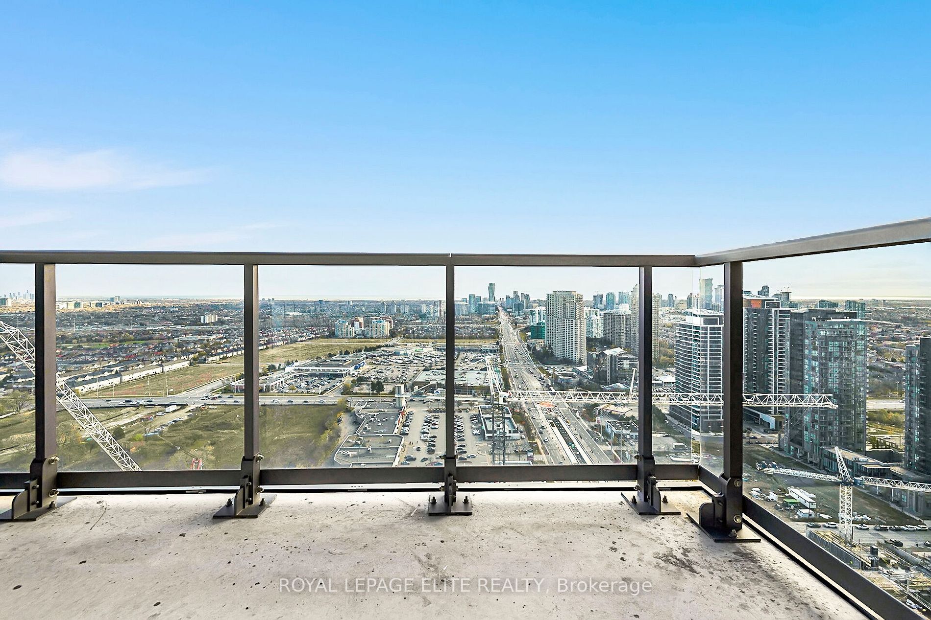 8 NAHANI Way #3418