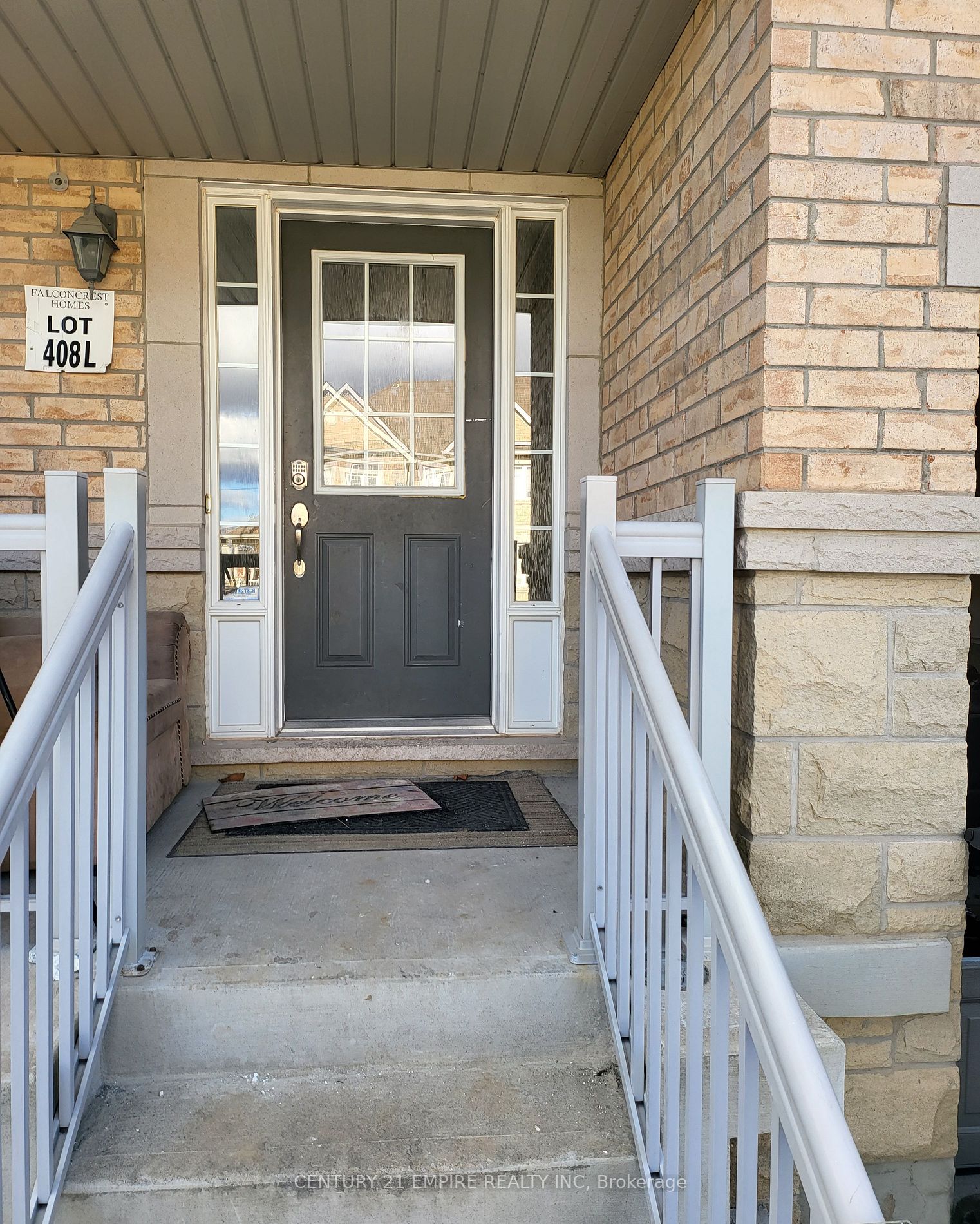 10 Dillon Dr