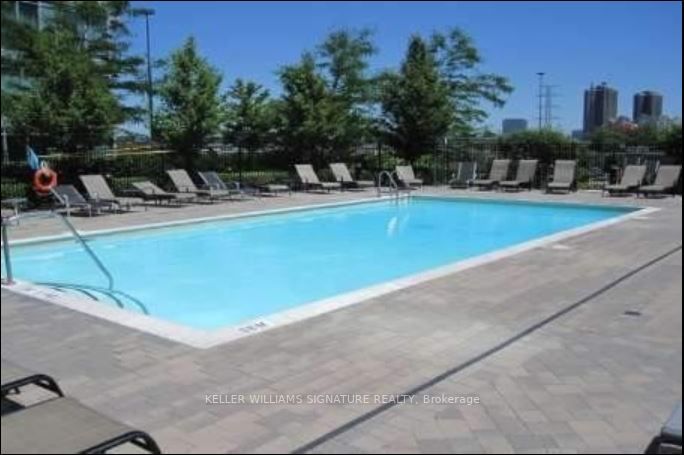155 Legion Rd N, #908