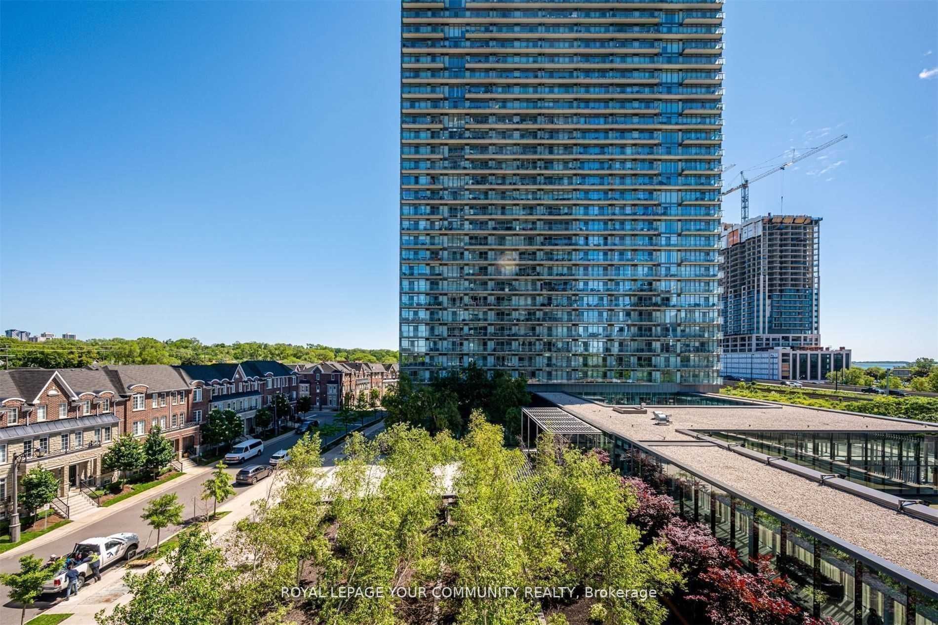 105 The Queensway Ave, #413