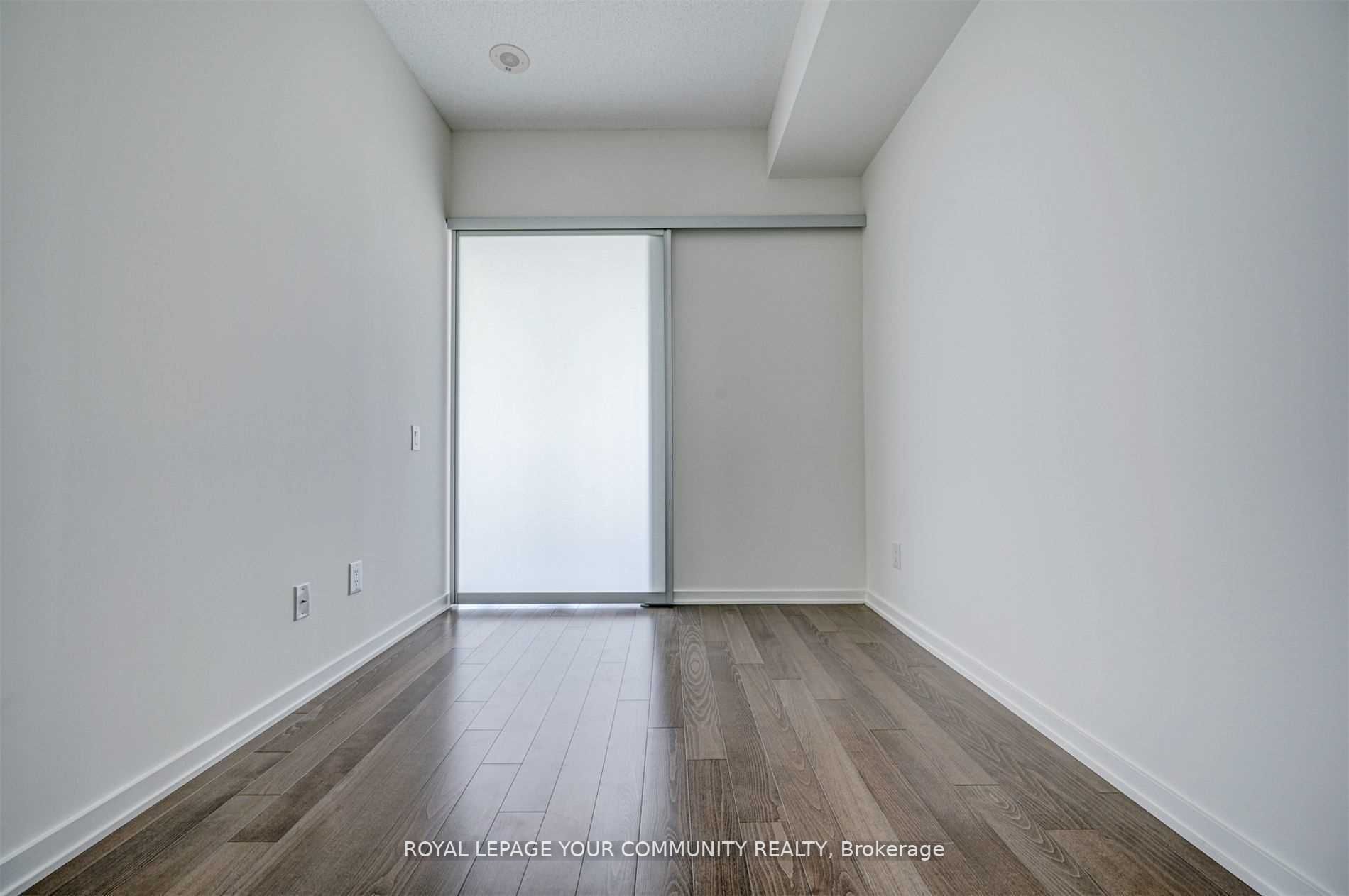 105 The Queensway Ave, #413