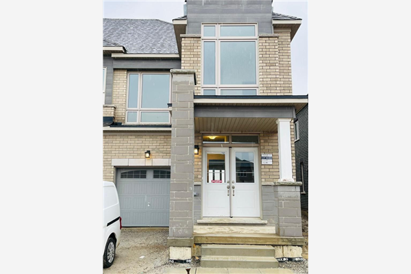 20 Donald Ficht Cres, Brampton
