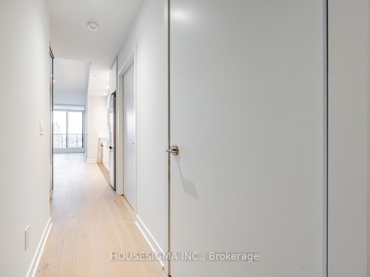 1928 Lakeshore Blvd W, #3810