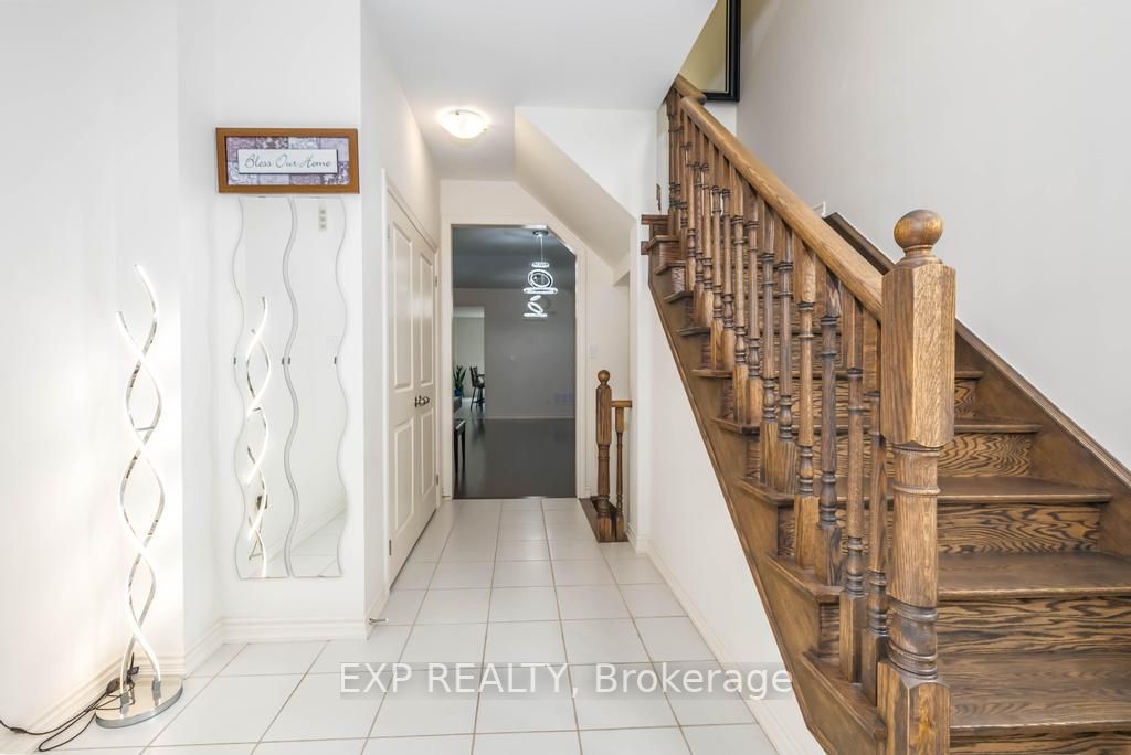 67 Hawtrey Rd
