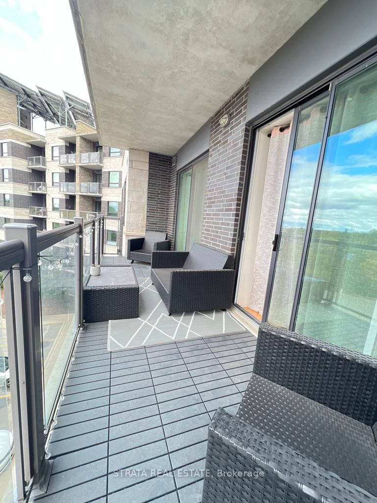 383 Main St E, #427
