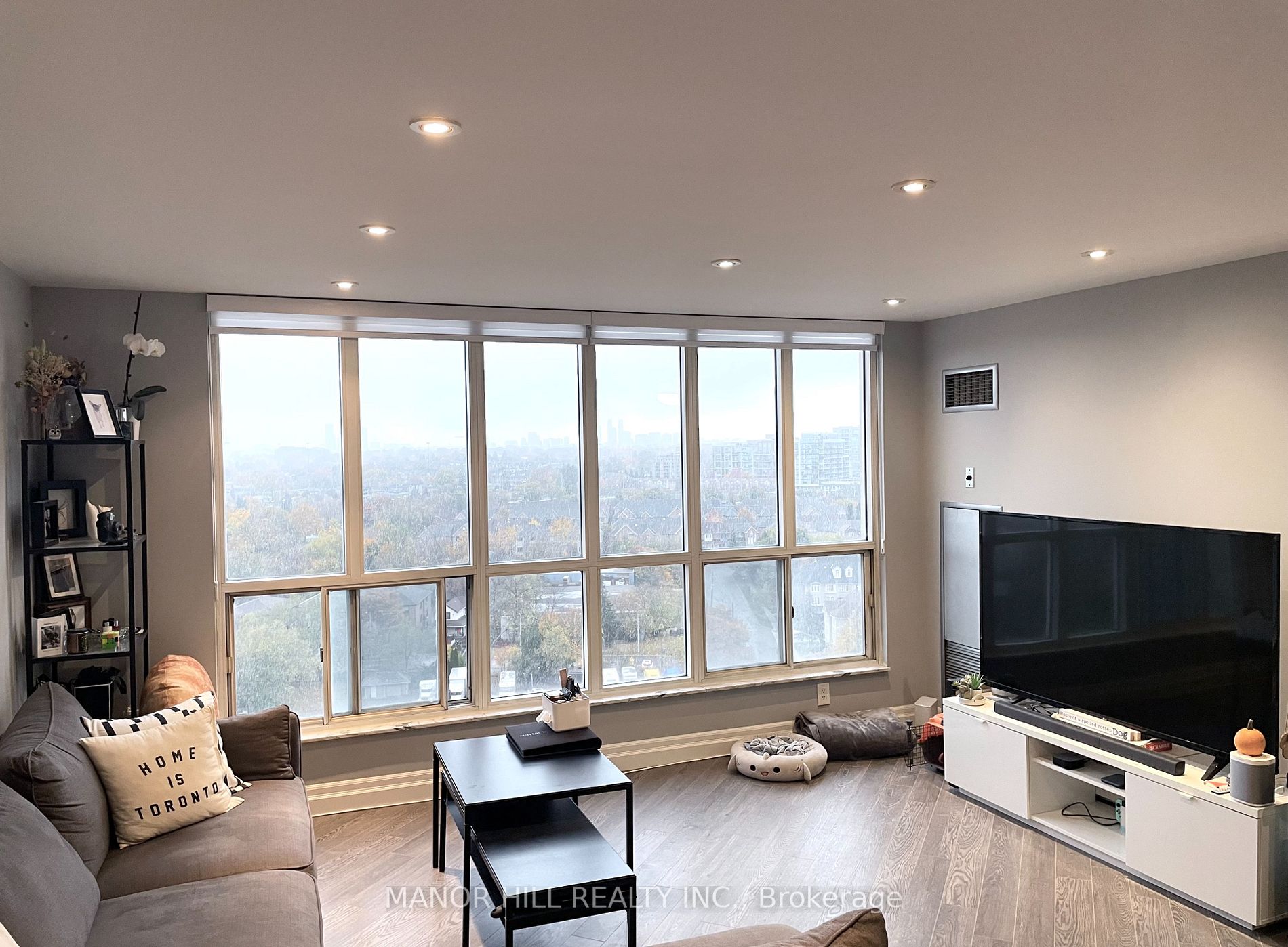 2285 Lake Shore Blvd W, #1410
