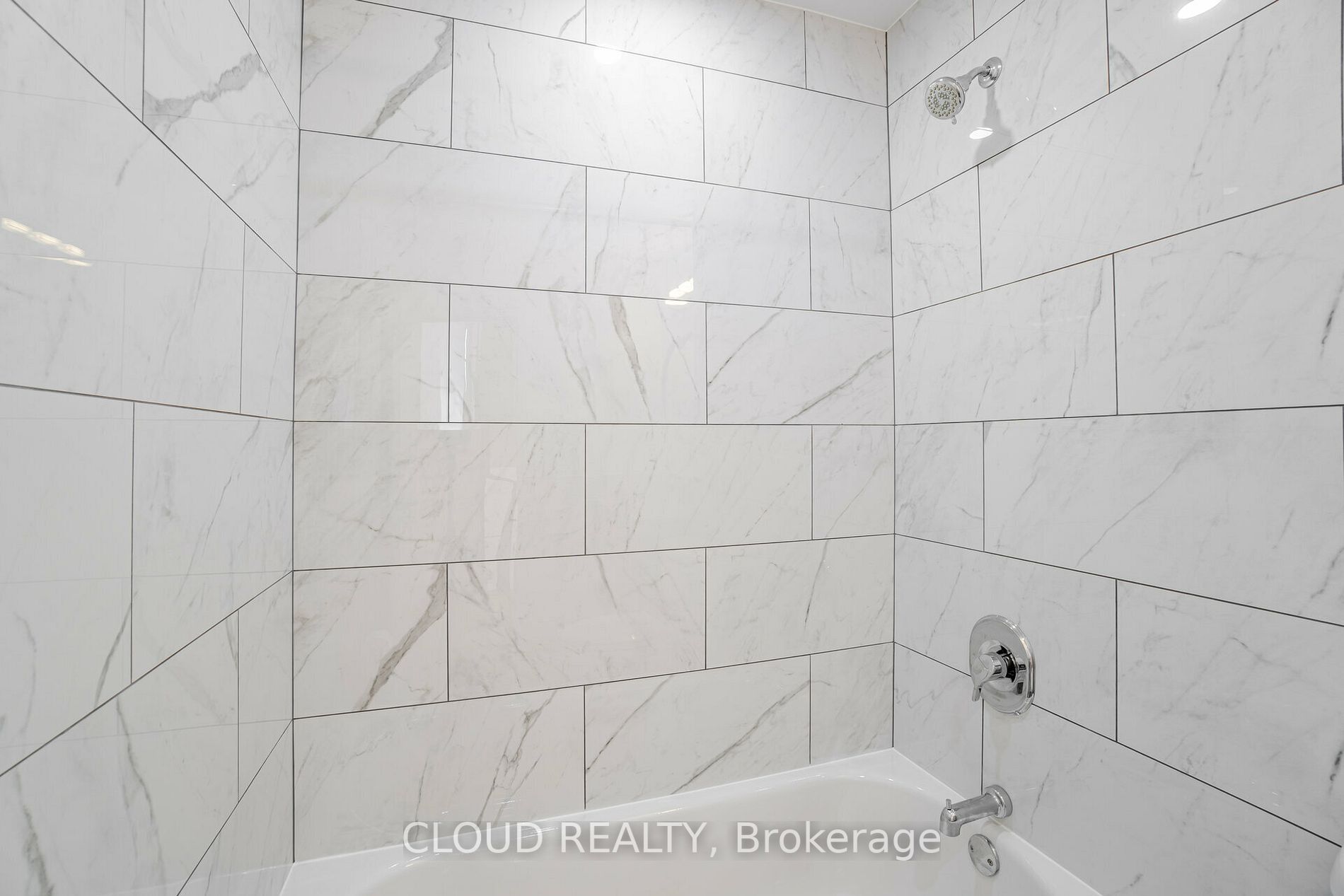 371 Bronte St S, #74