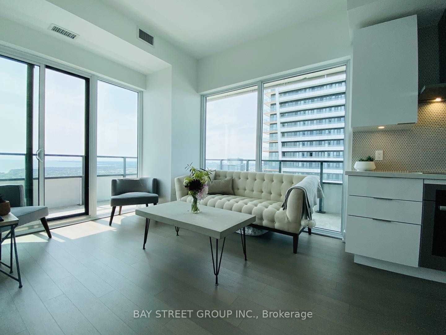 20 Shore Breeze Dr, #4601