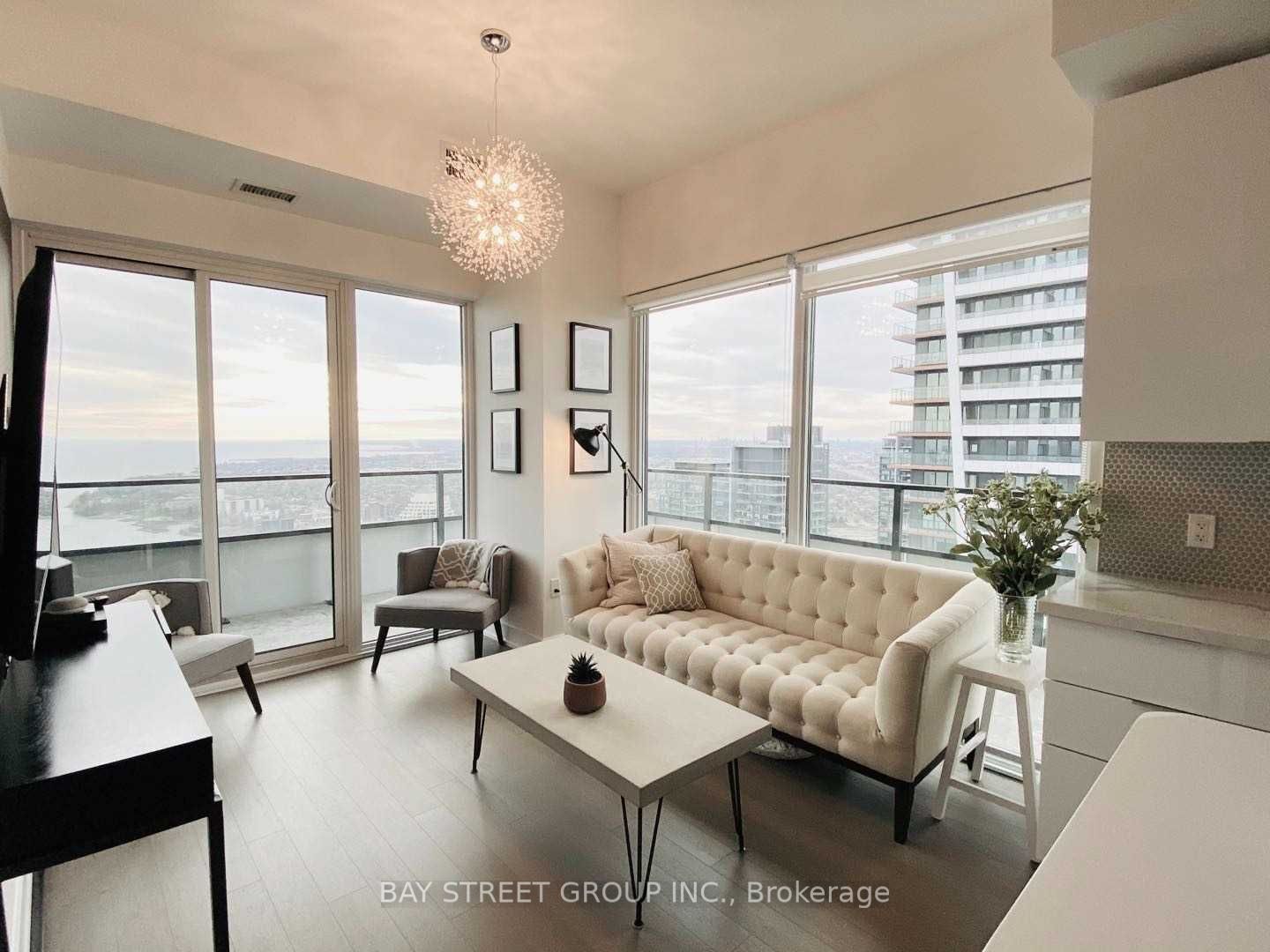 20 Shore Breeze Dr, #4601