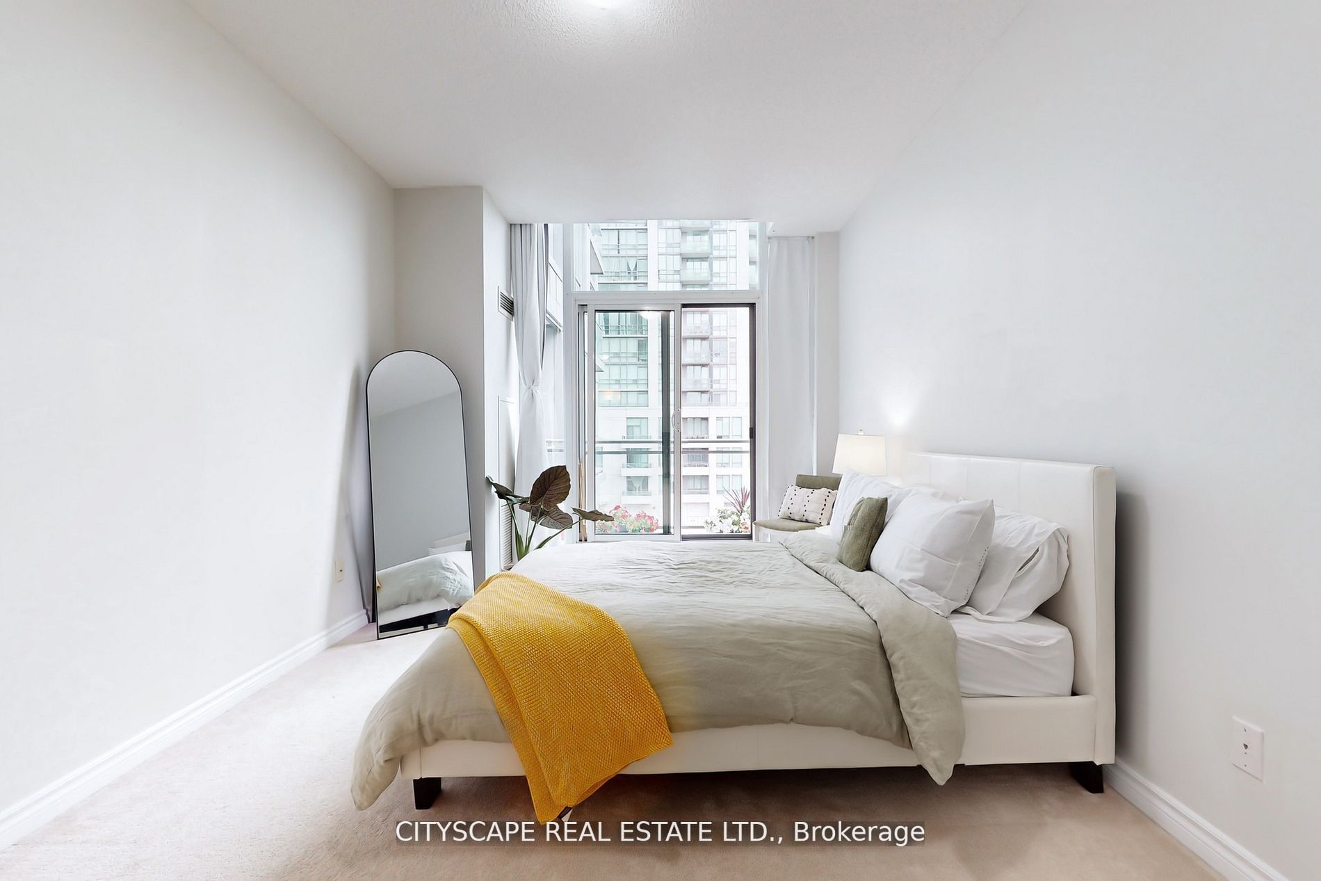 3525 Kariya Dr, #301