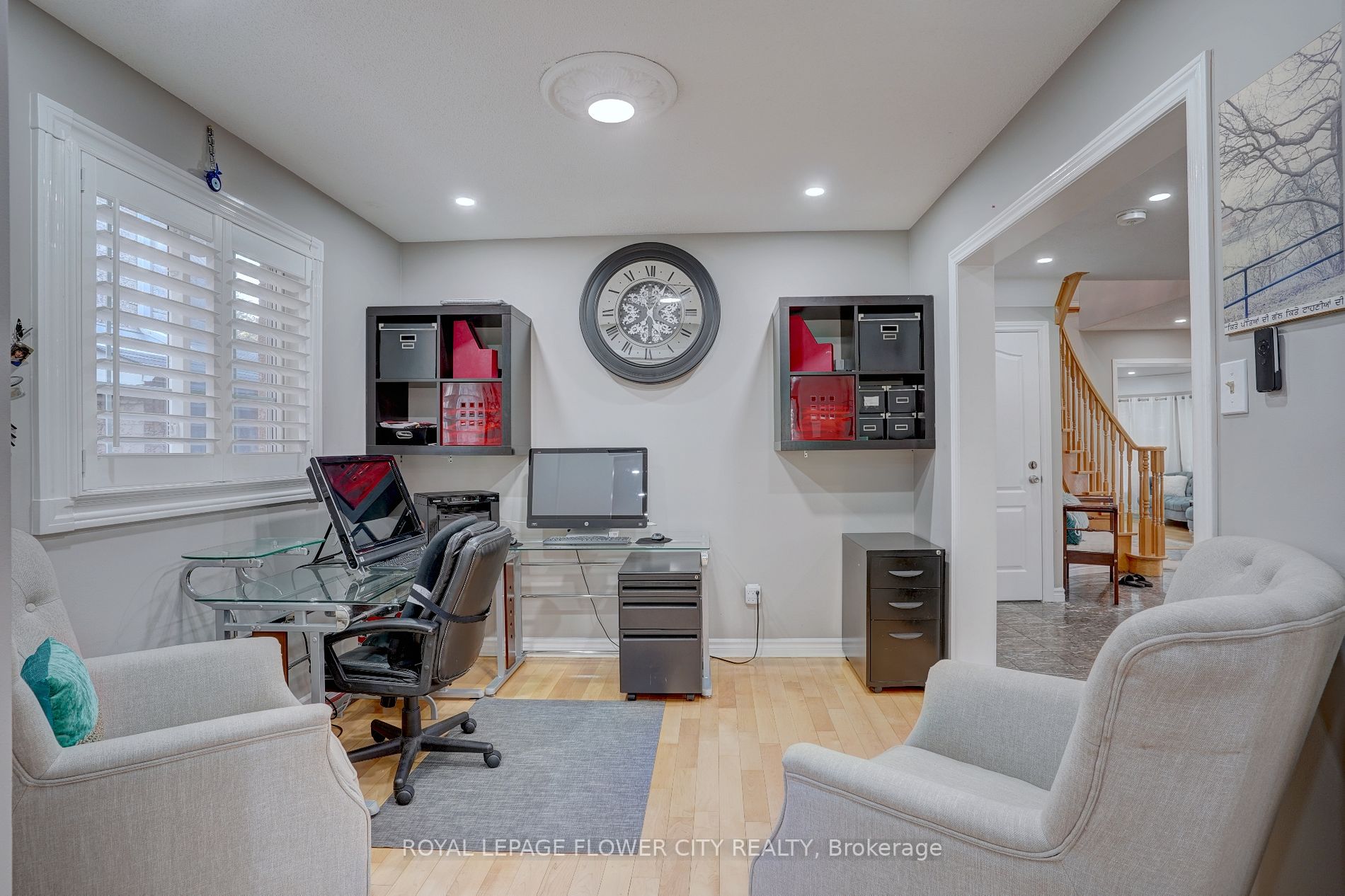 2 Black Hills Crt