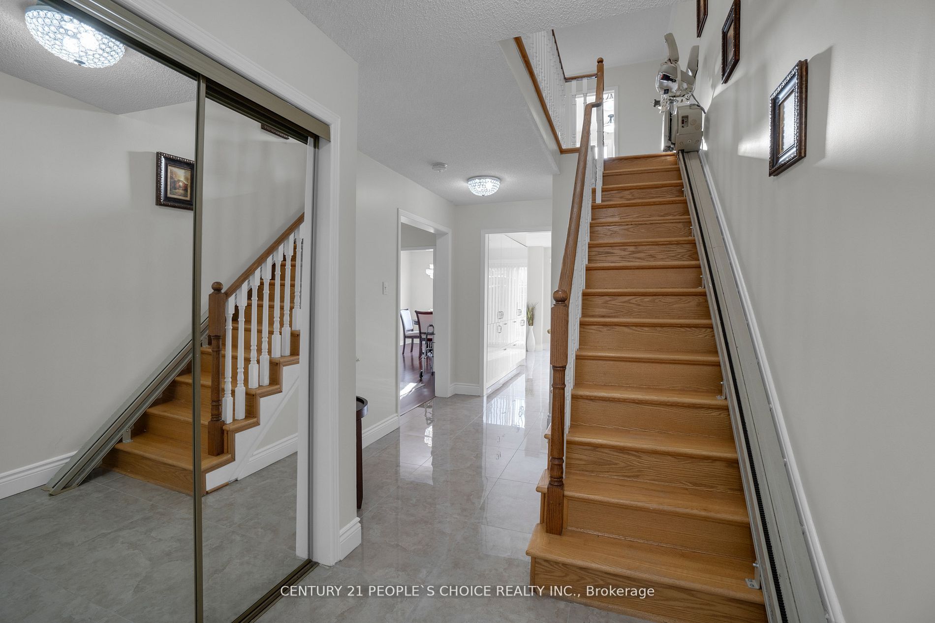 98 Bighorn Cres