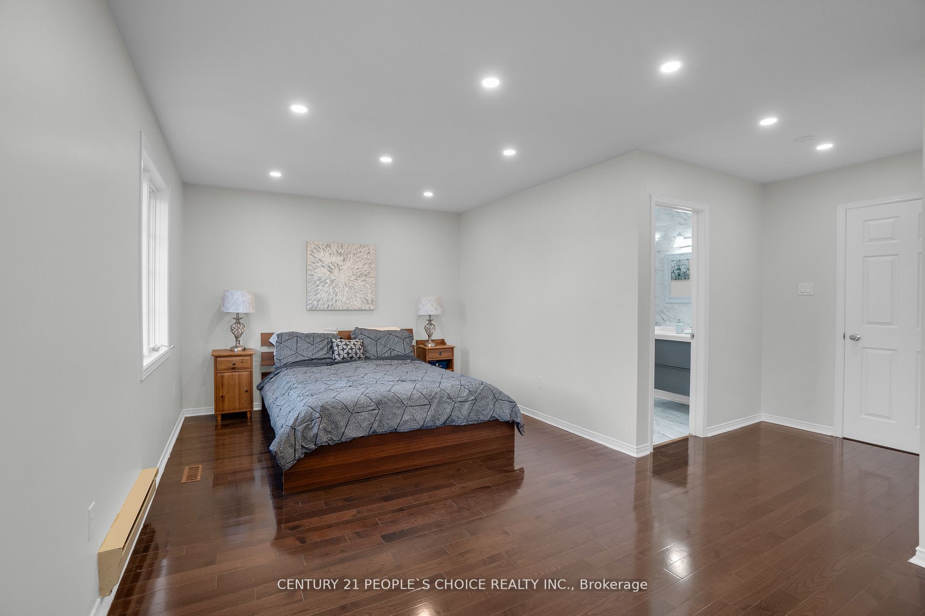 98 Bighorn Cres