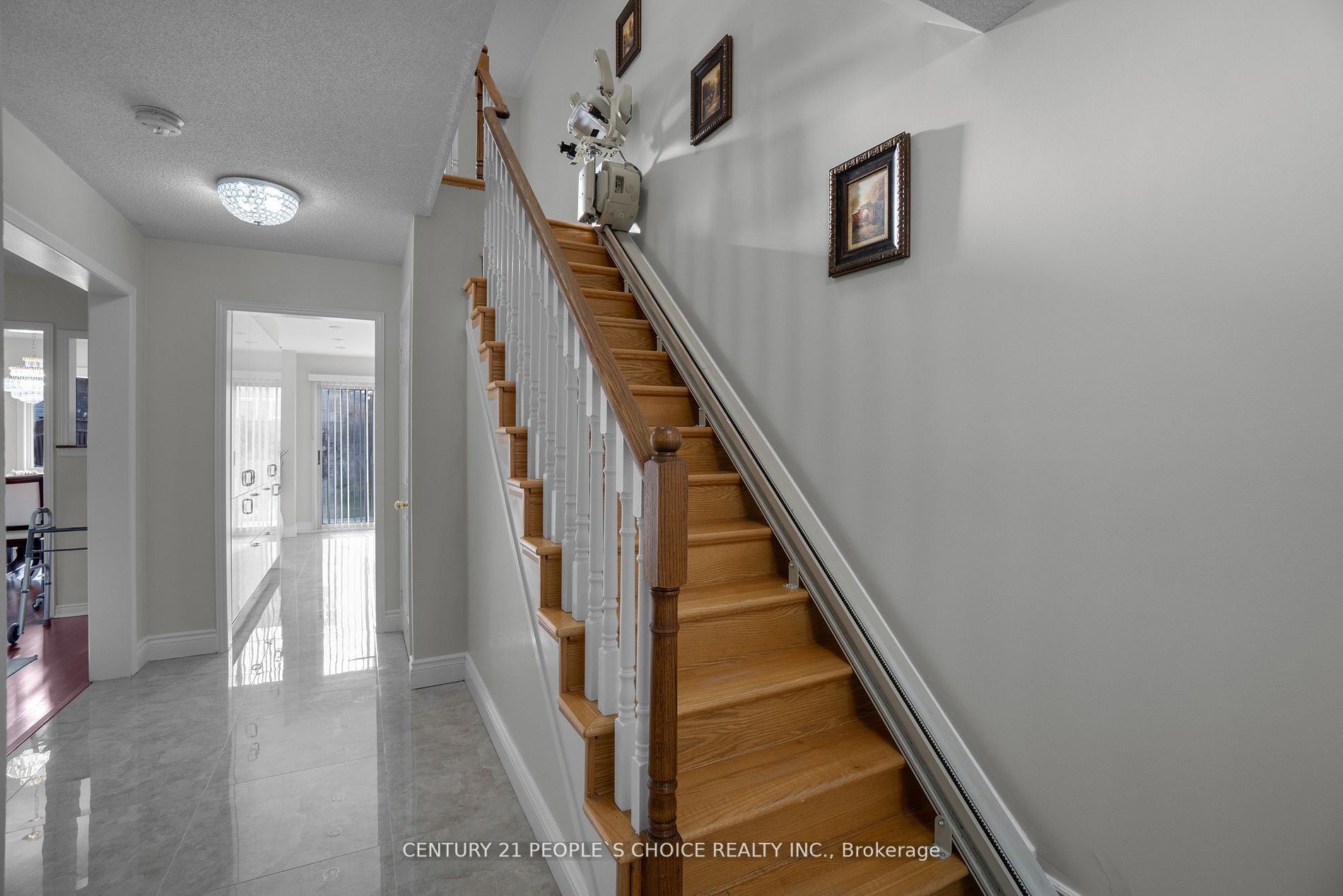 98 Bighorn Cres