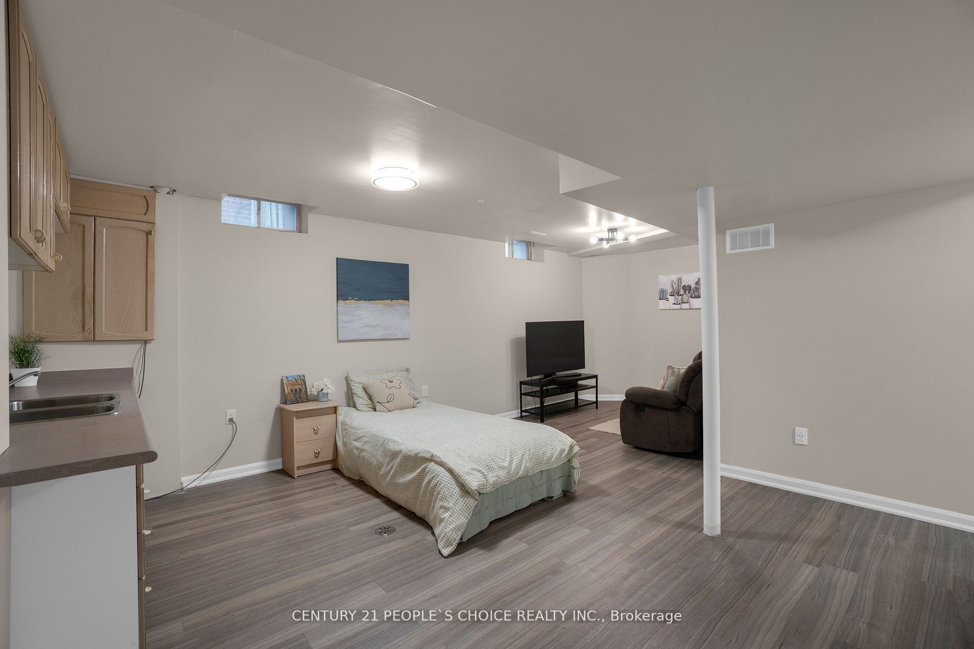 98 Bighorn Cres