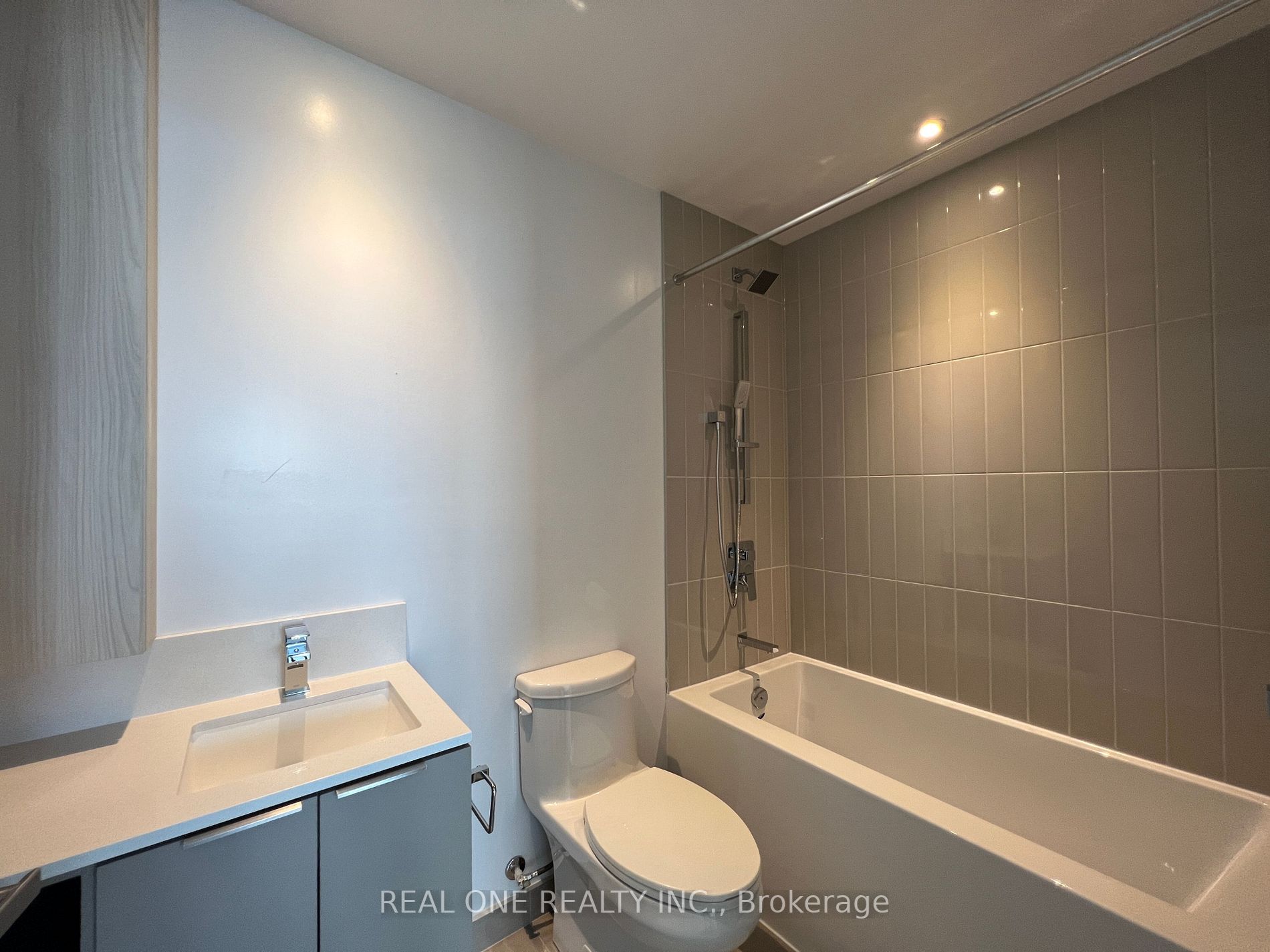 3900 Confederation Pkwy, #5001
