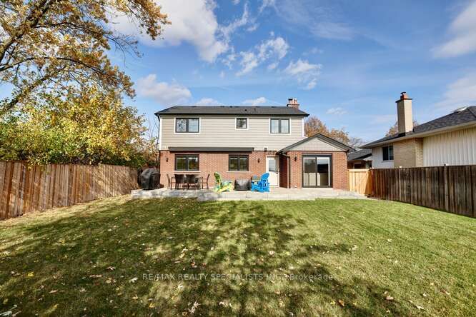 2550 Winthrop Cres