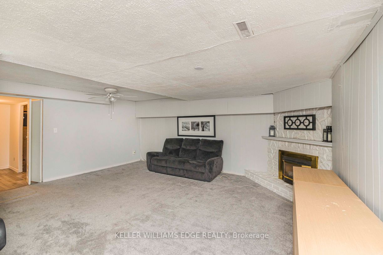 1306 Guelph Line, #3