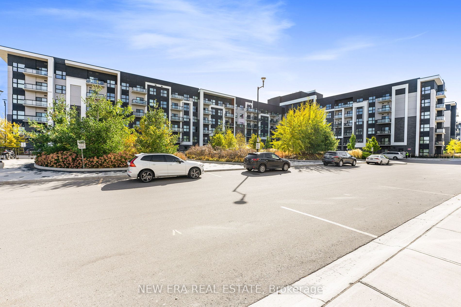 128 Grovewood Common, #408