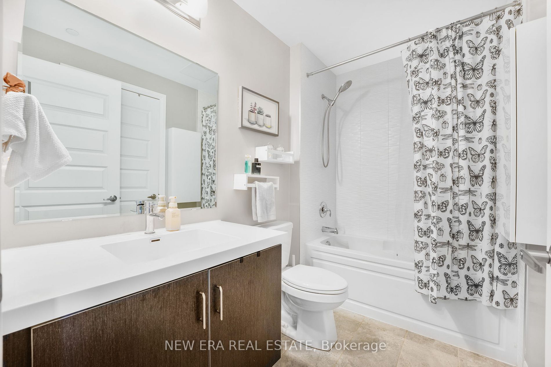128 Grovewood Common, #408