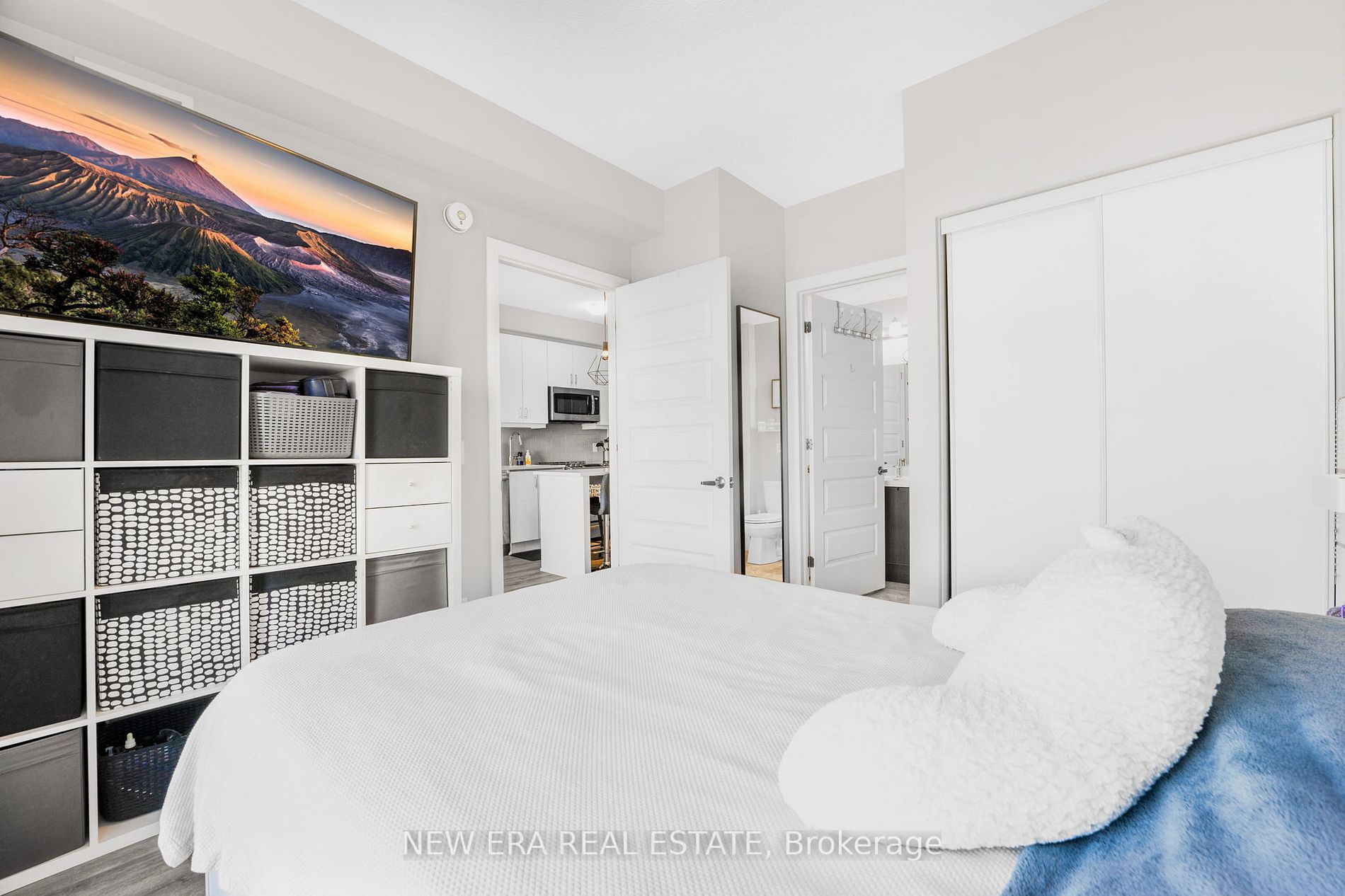 128 Grovewood Common, #408