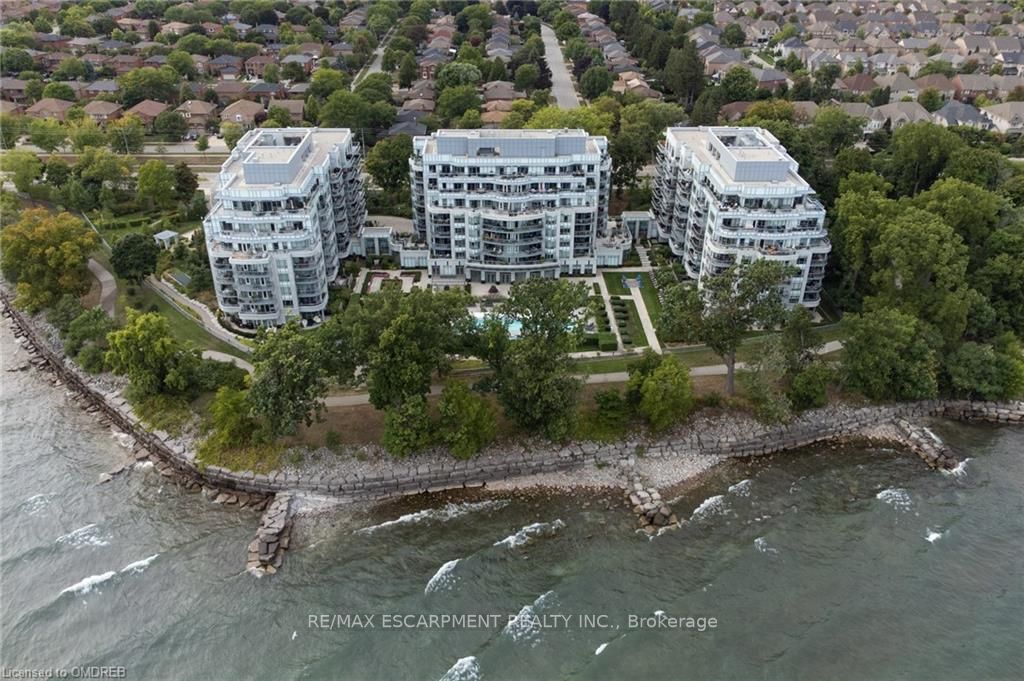 3500 Lakeshore Rd W, #228