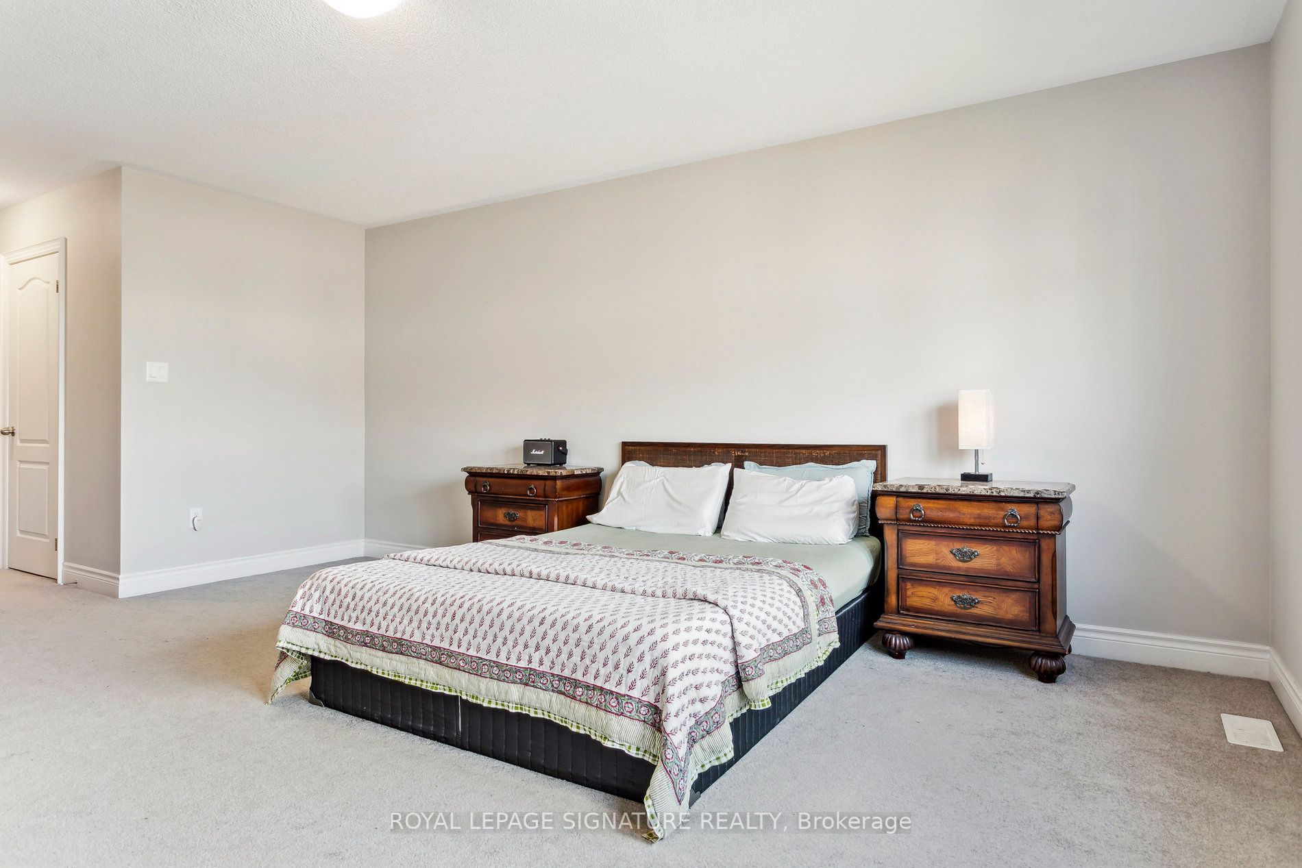 22 Temple Manor Rd