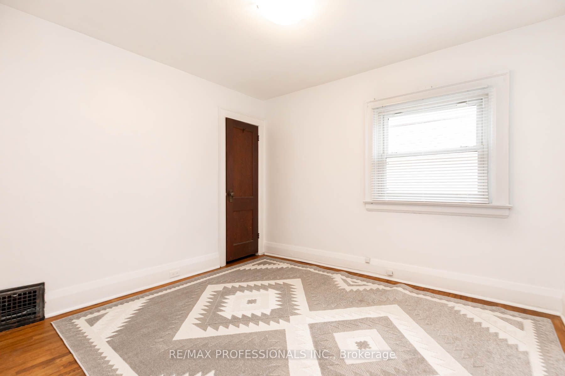 43 Runnymede Rd