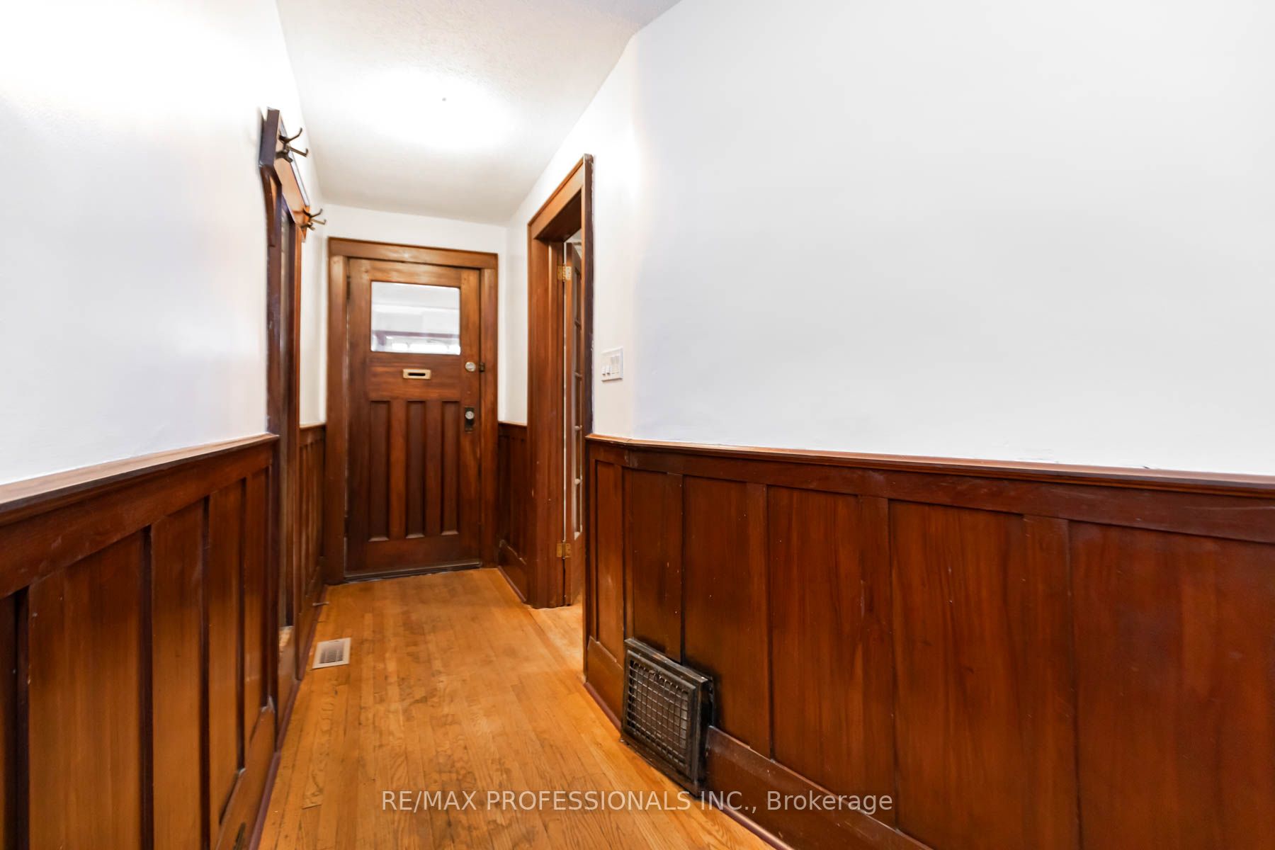 43 Runnymede Rd