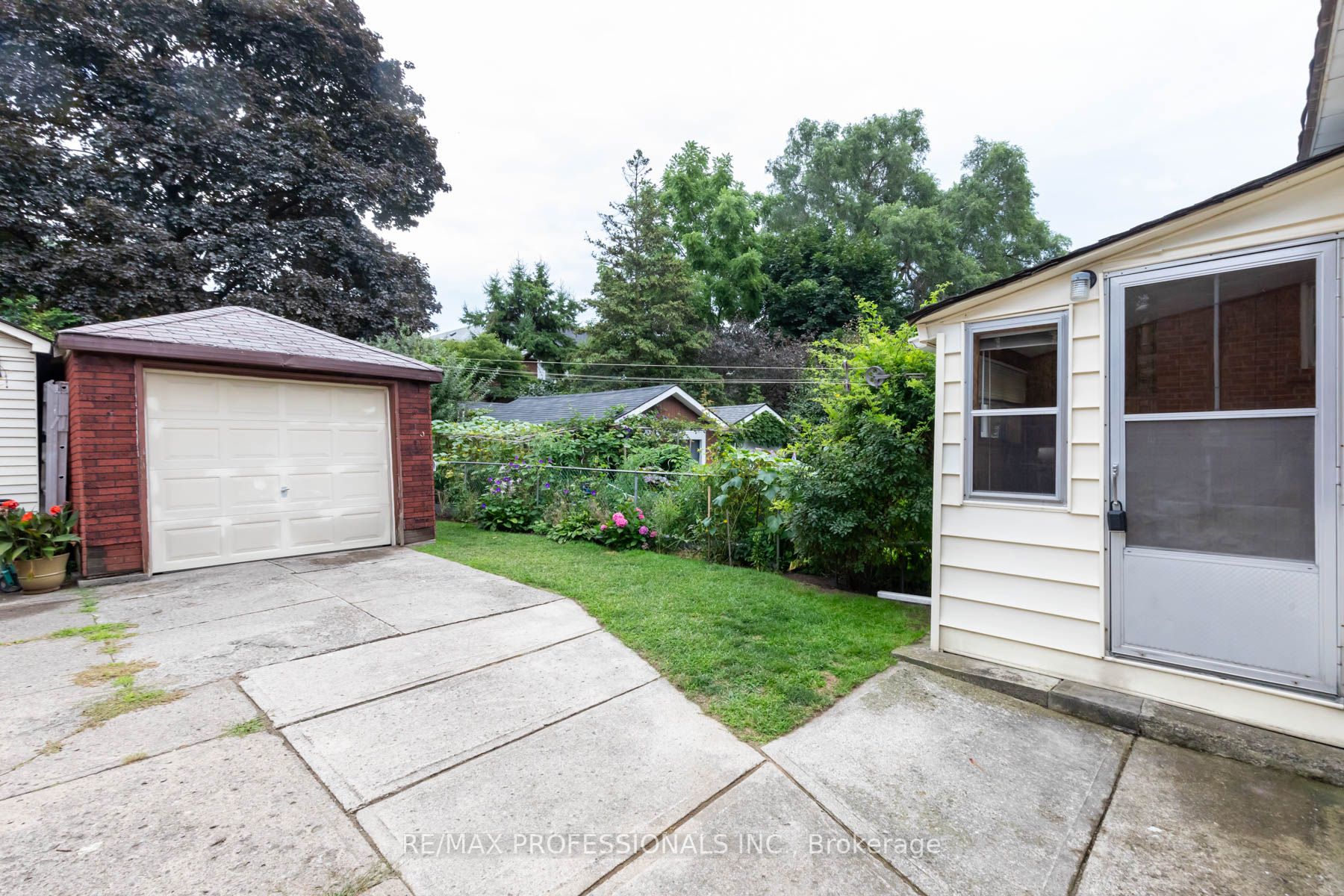 43 Runnymede Rd