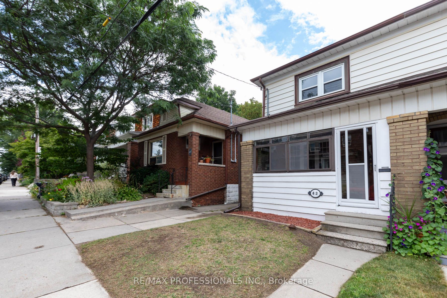 43 Runnymede Rd