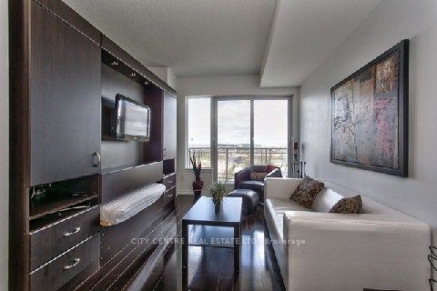 385 Prince Of Wales Dr, #1312
