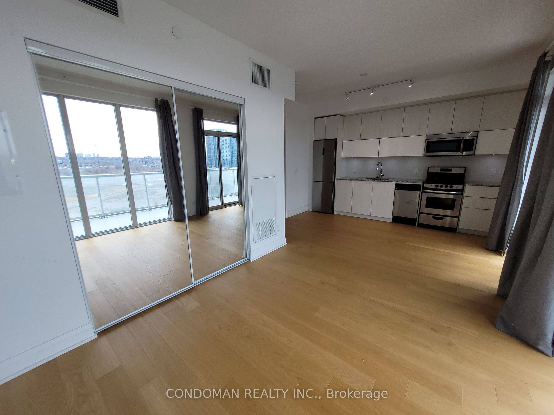 56 Annie Craig Dr, #909