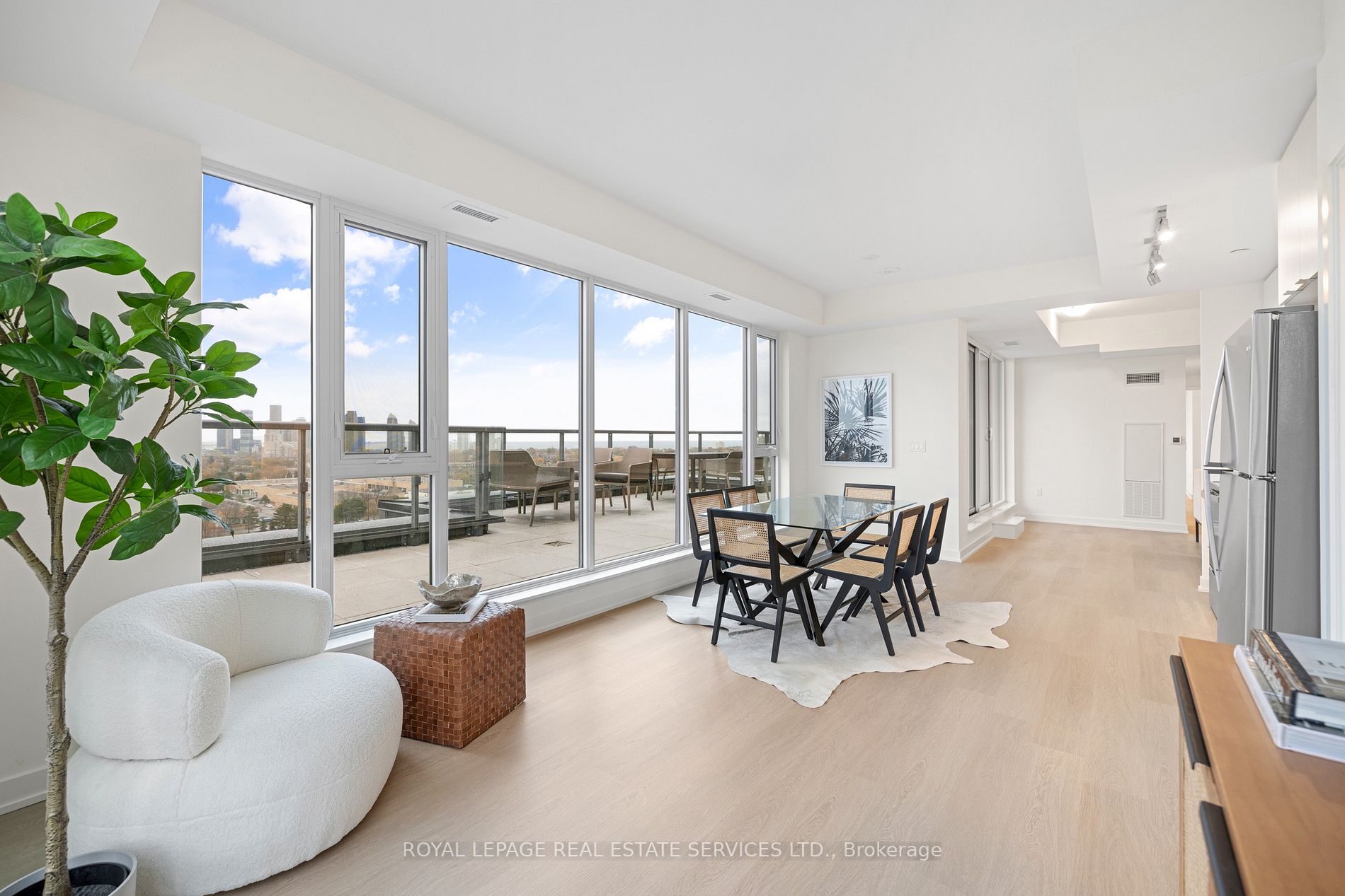 859 The Queensway, #1008