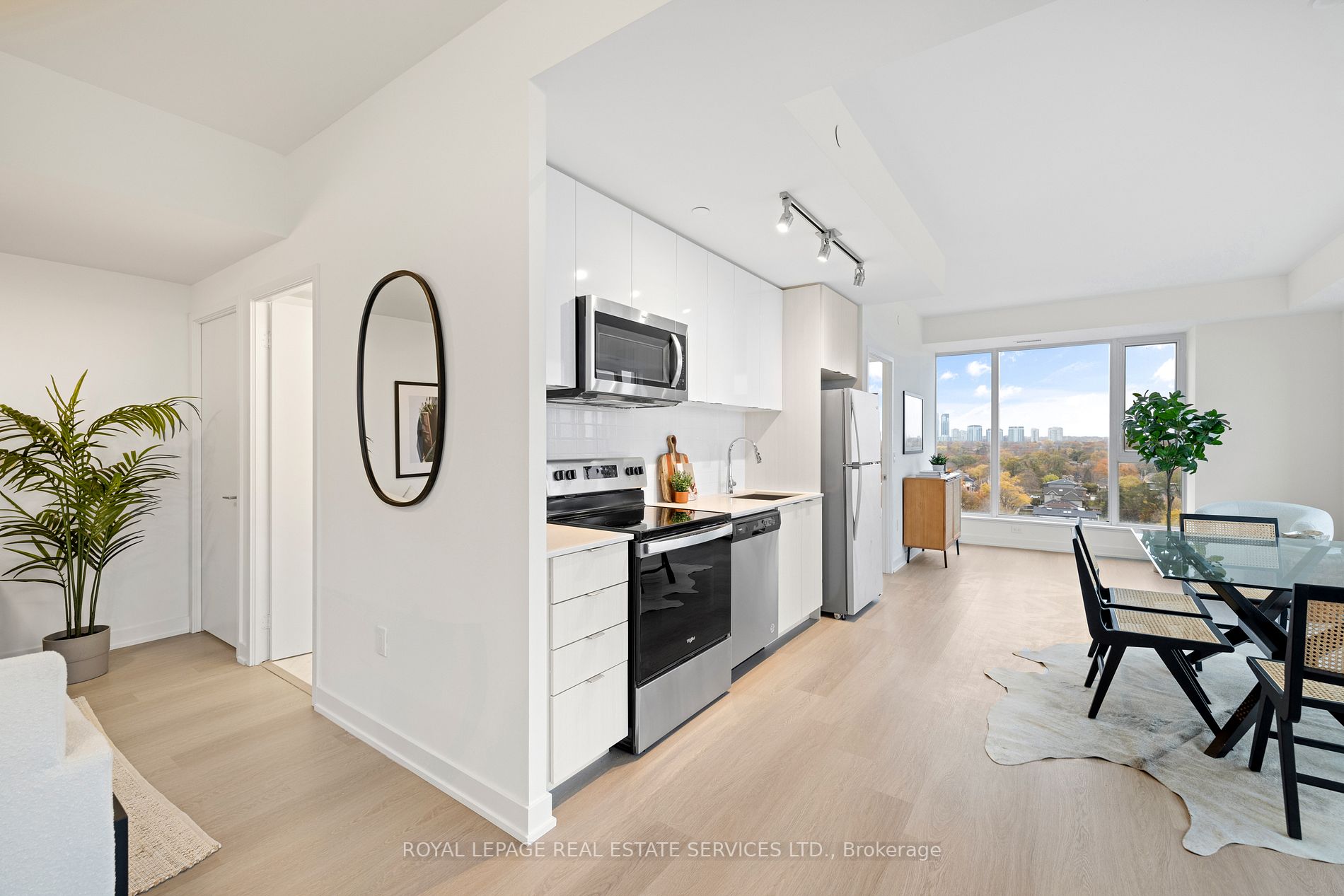 859 The Queensway, #1008