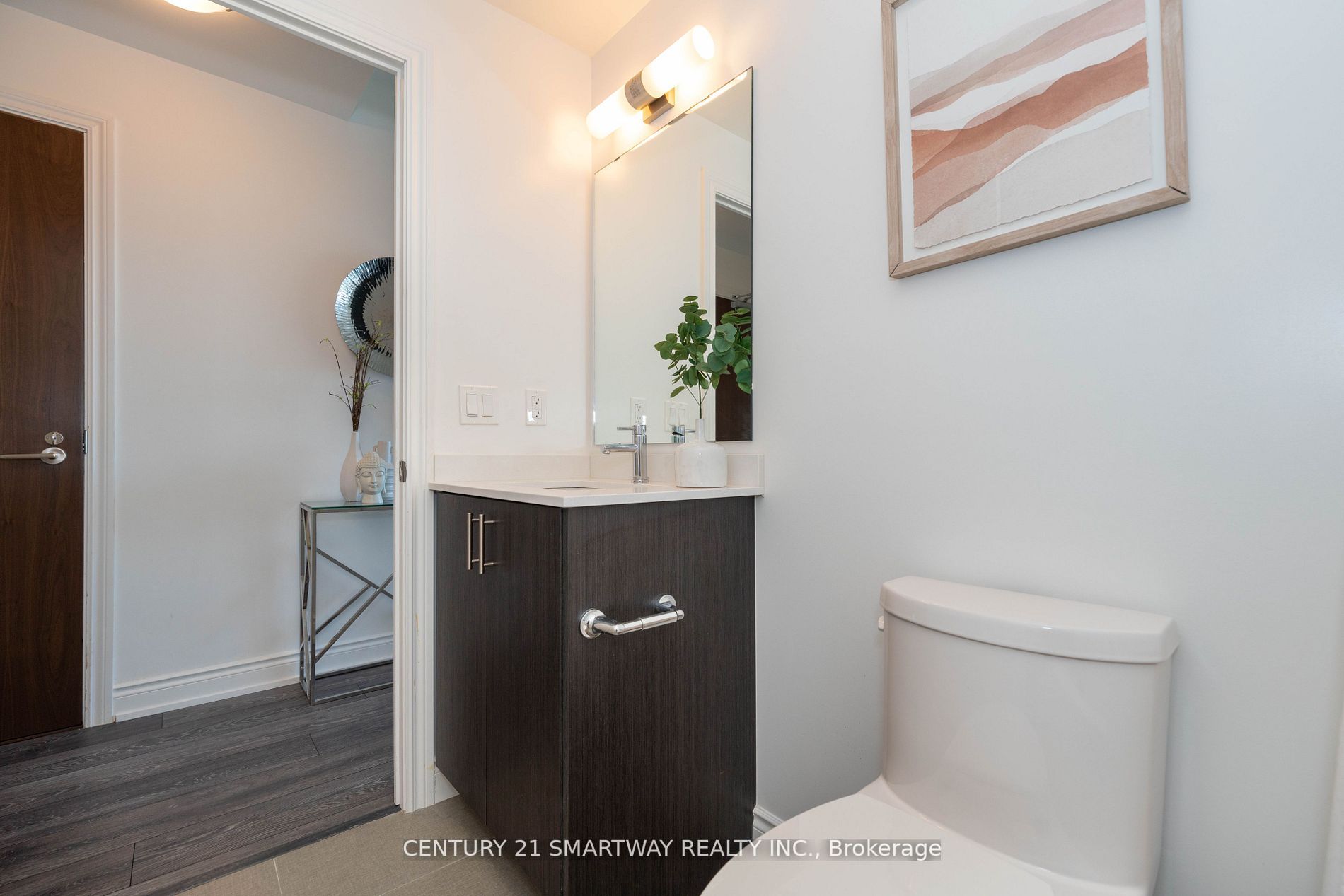 1050 Main St E, #713