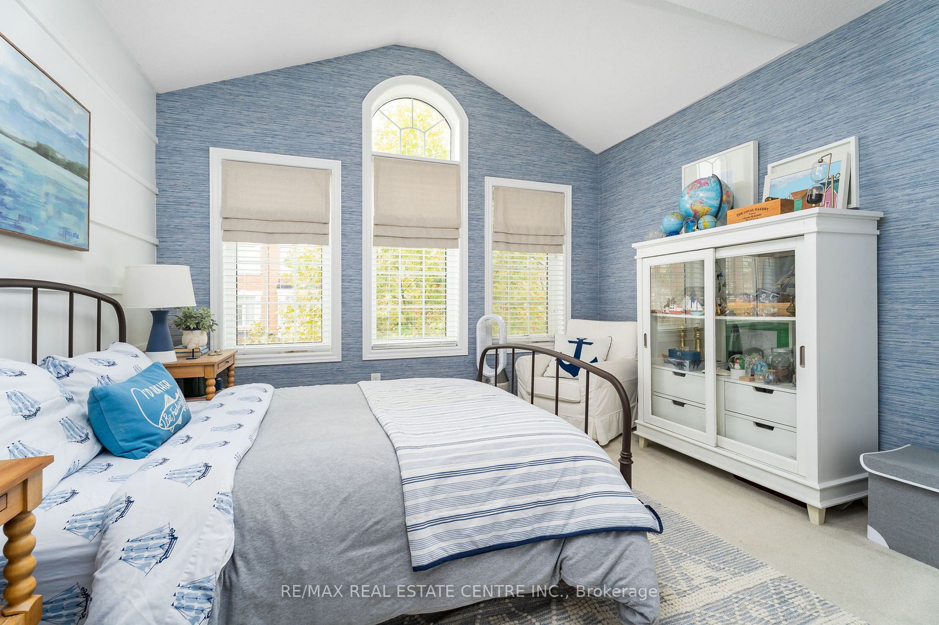 3053 Eberly Woods Dr