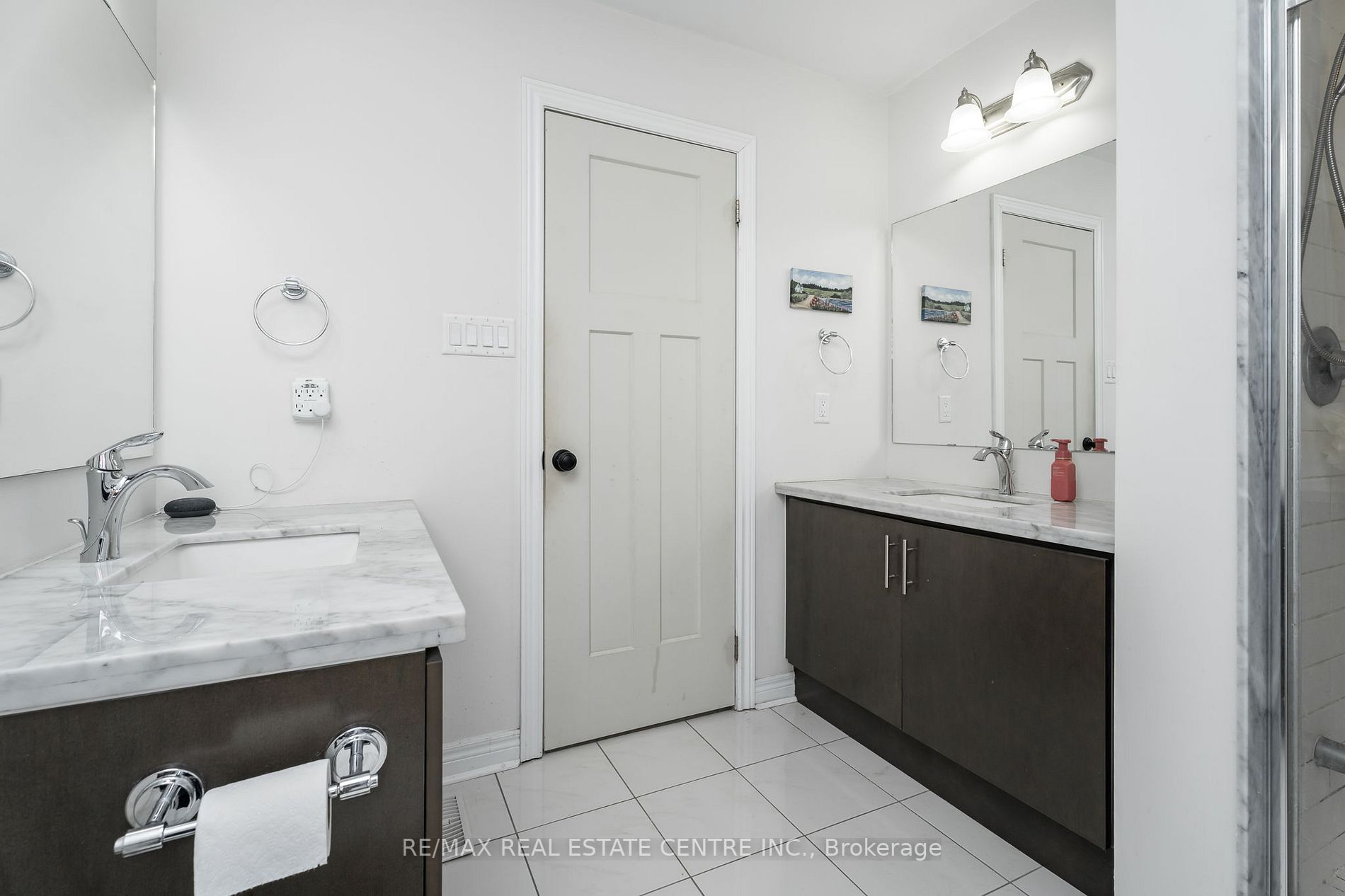 3053 Eberly Woods Dr