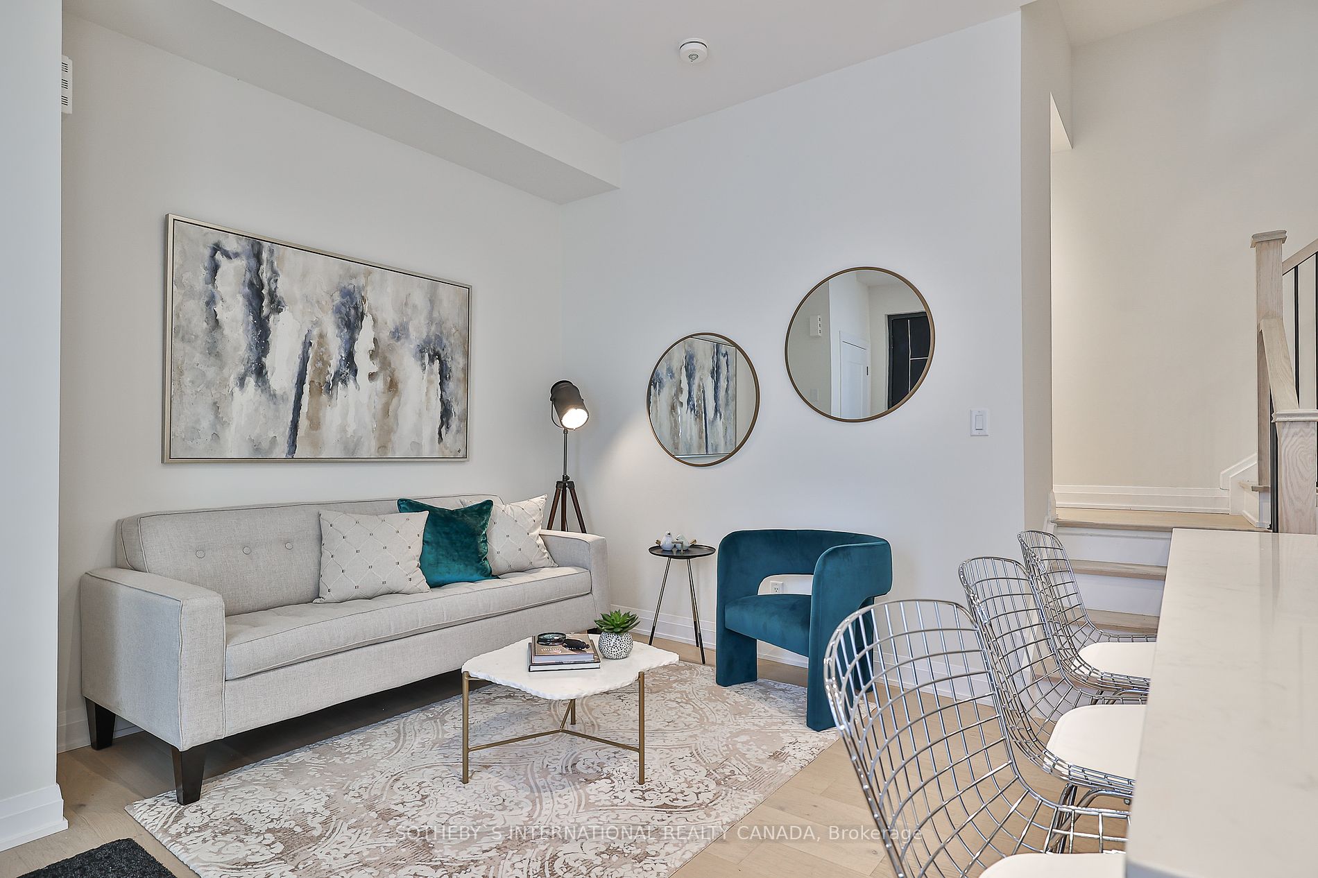 430 Roncesvalles Ave, #Th3